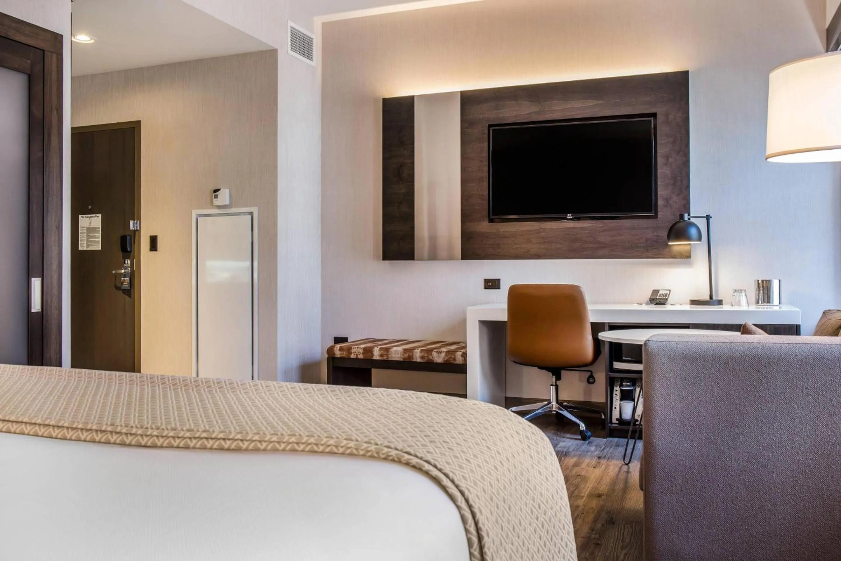 Bedroom in Cambria Hotel Chicago Loop - Theatre District