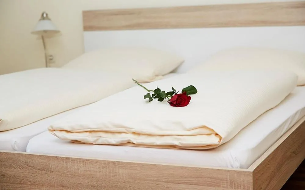 Bed in Hotel Landgasthof Wallburg