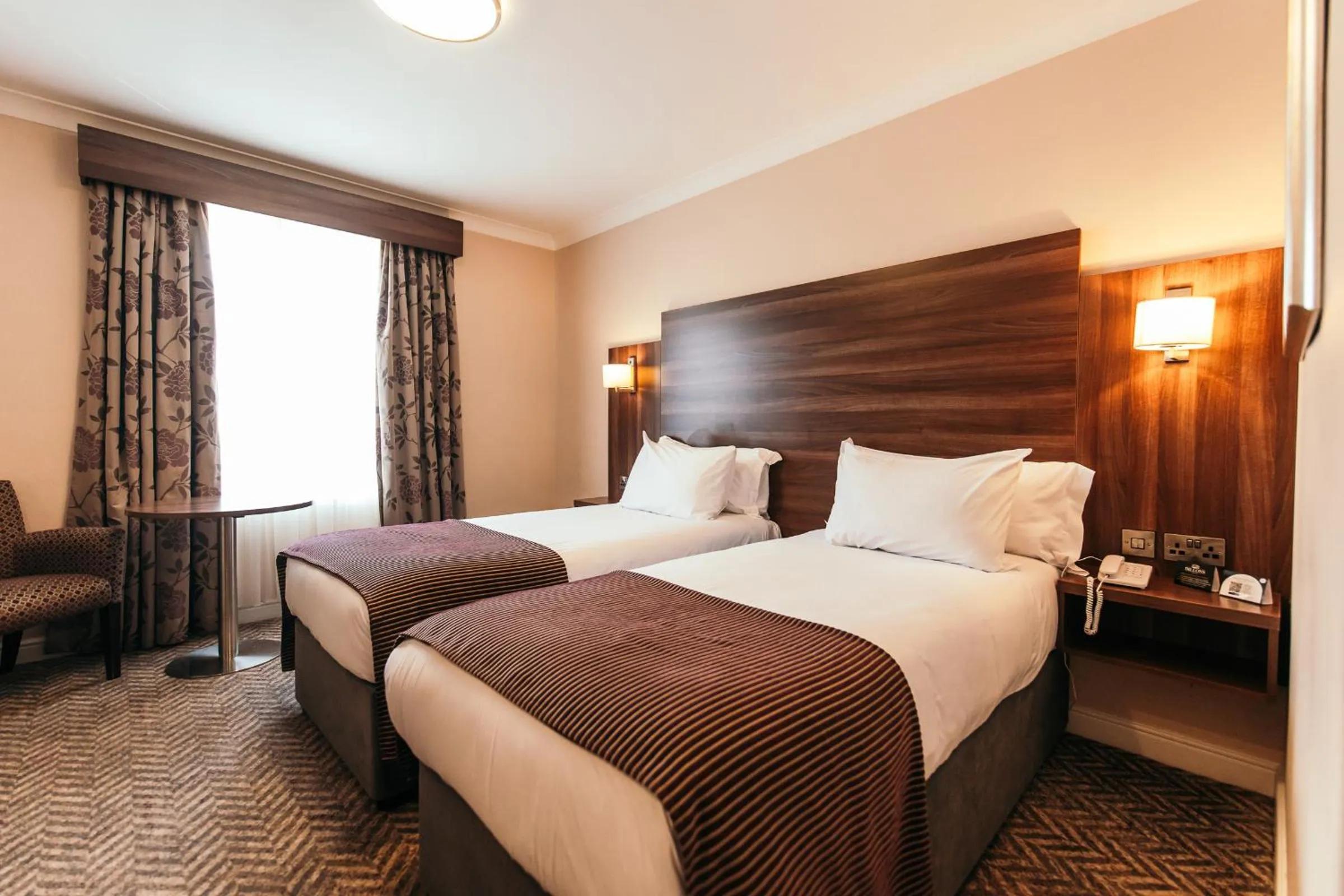 Bedroom, Bed in Dillon’s Hotel