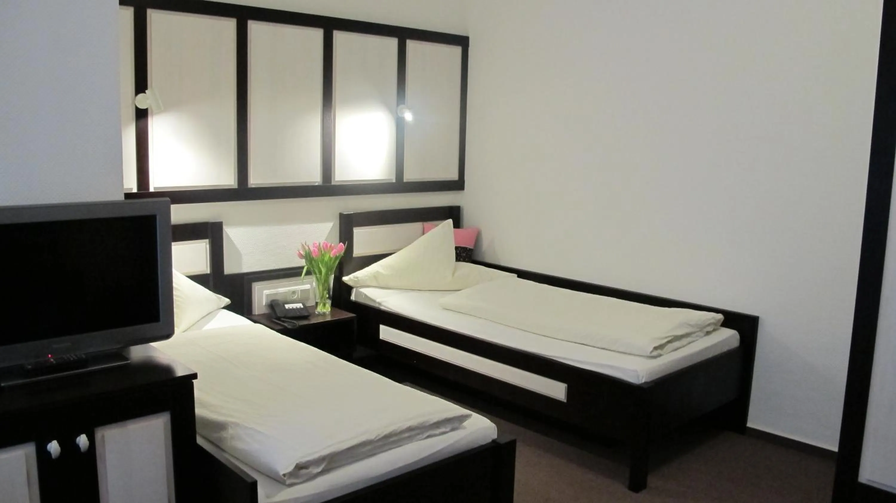 Decorative detail, Bed in Hotel Anlage Heidelberg