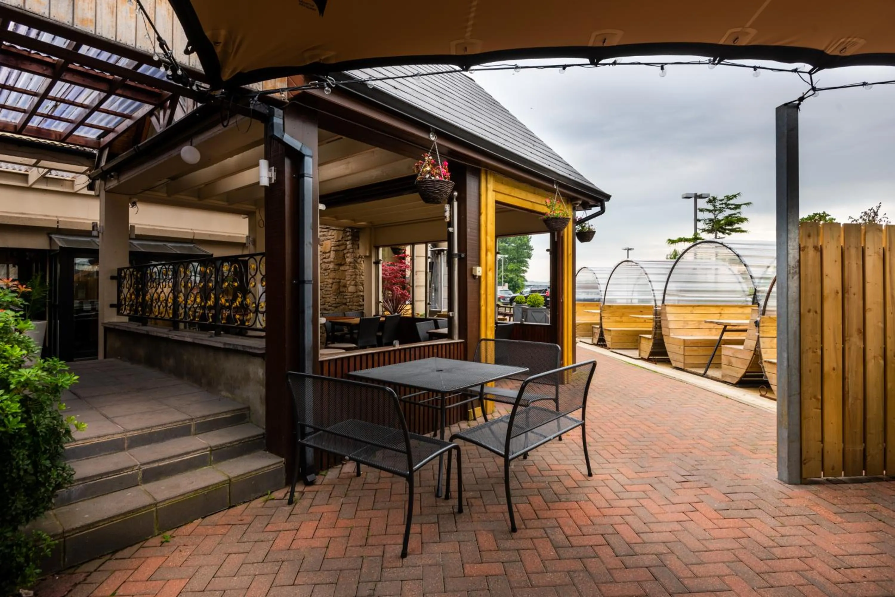 Patio in Da Vinci's Hotel