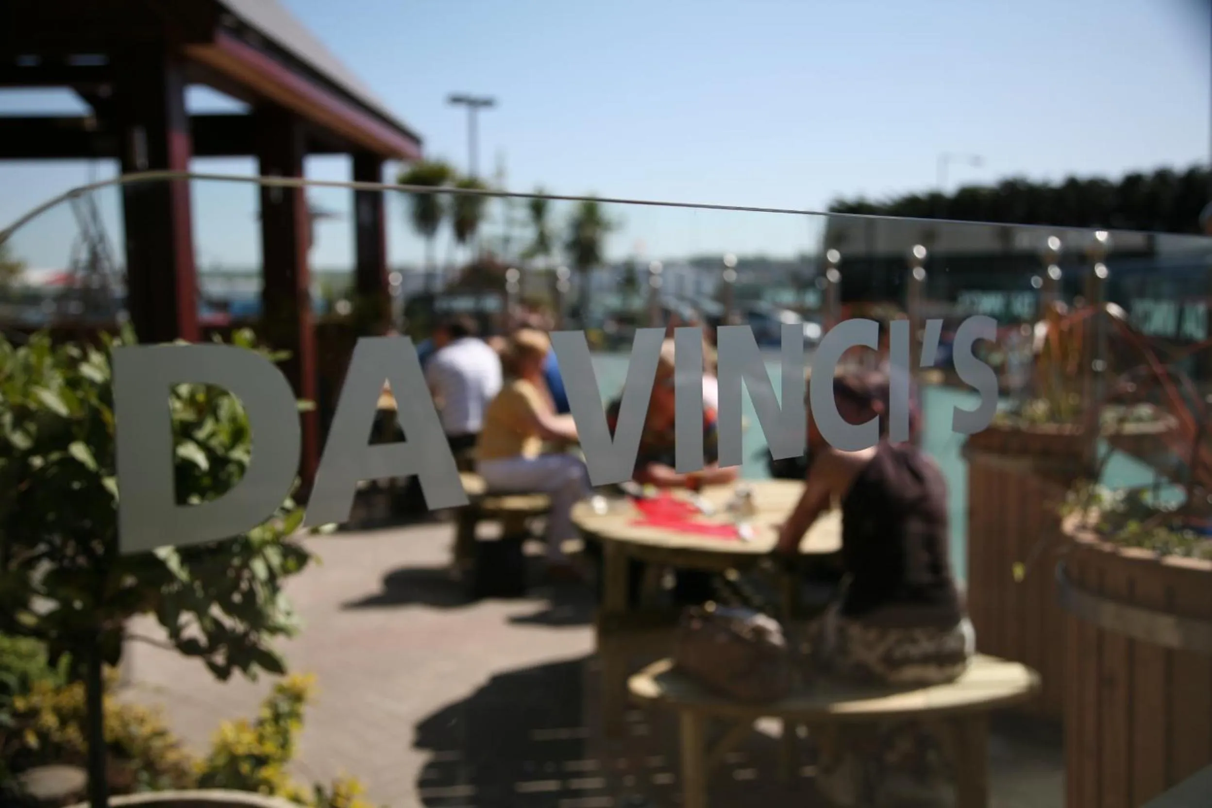 Restaurant/places to eat in Da Vinci's Hotel