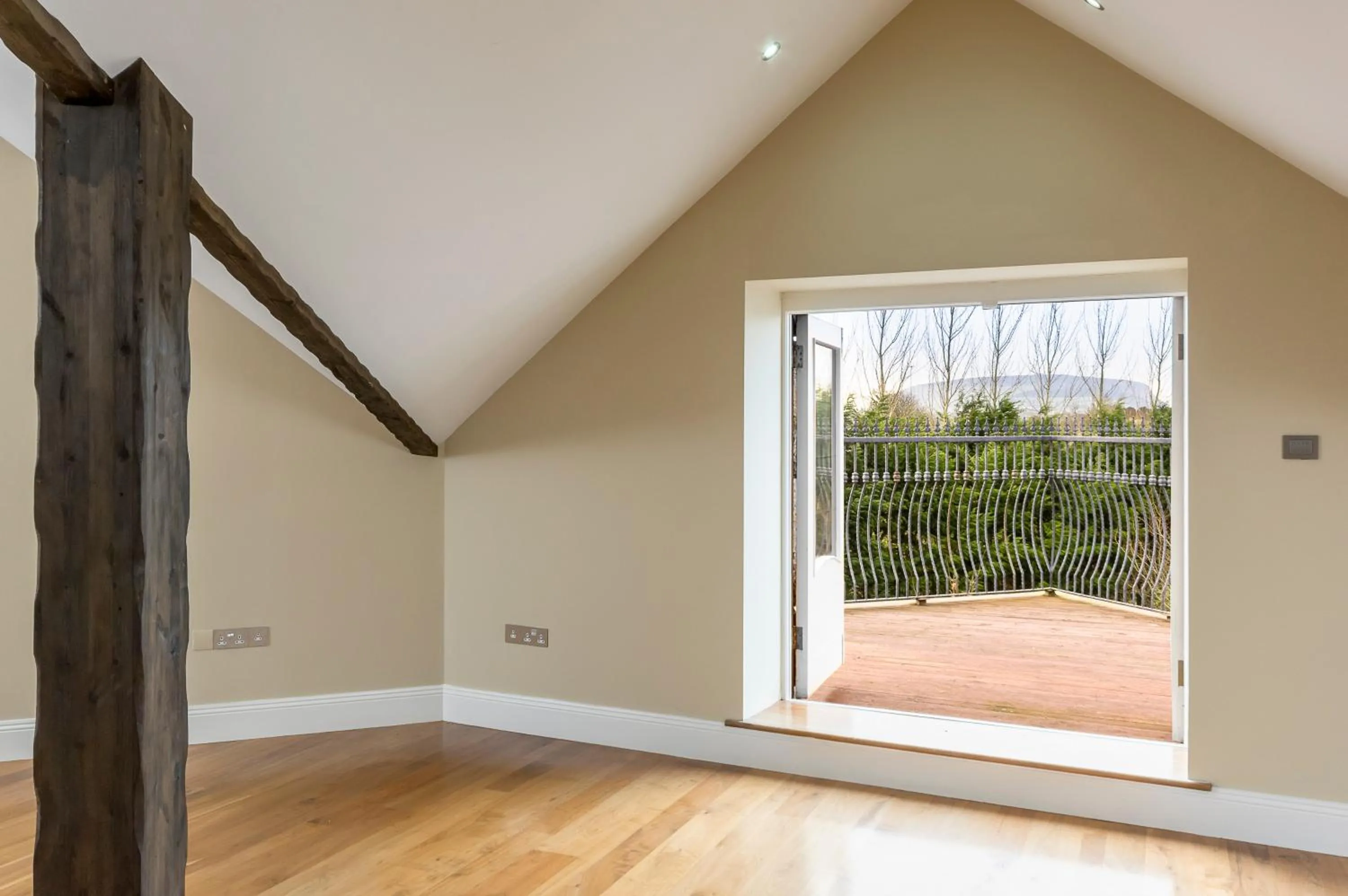 Mountain view in Castledale