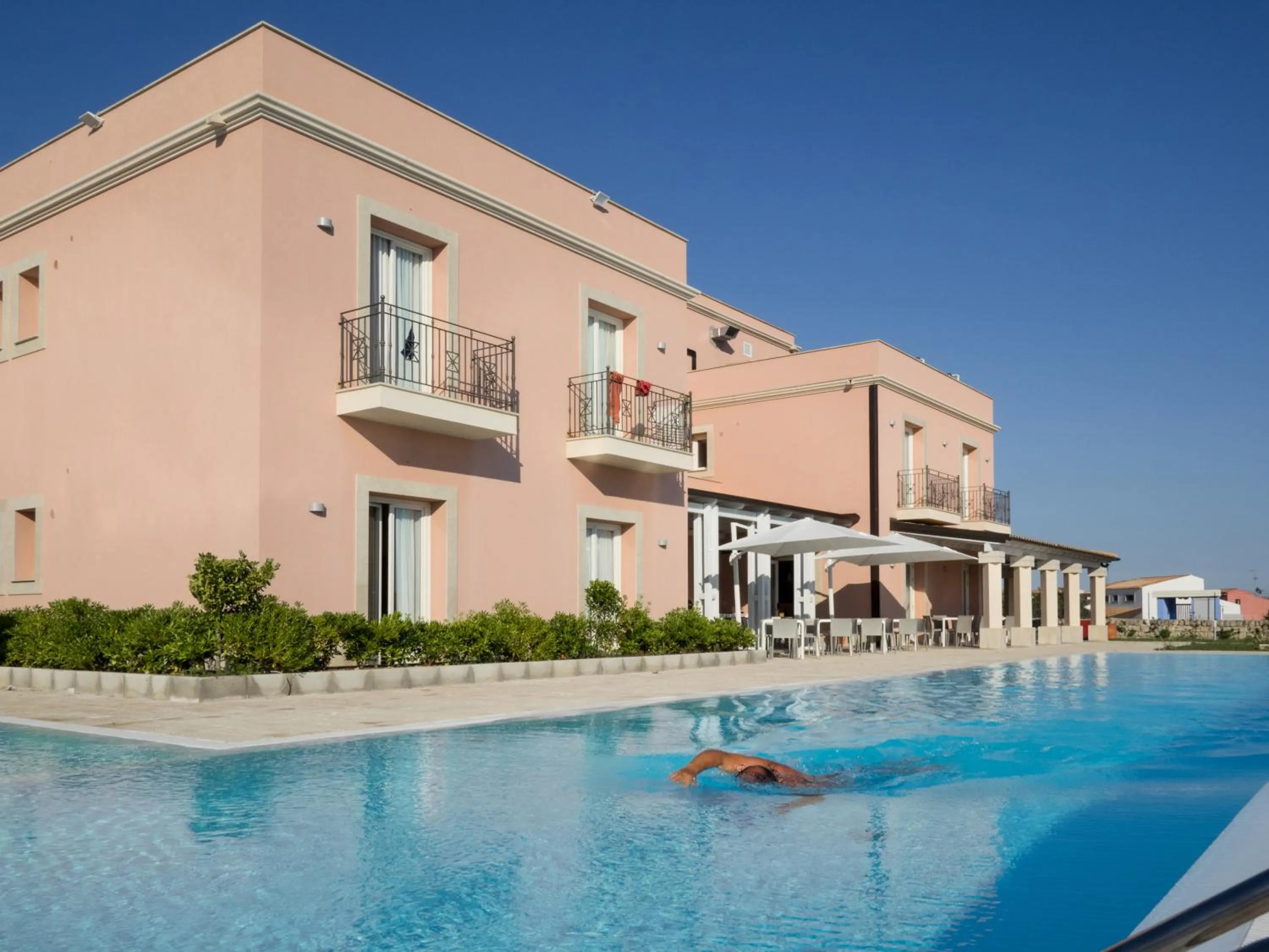 Swimming pool in Hotel Danieli Pozzallo