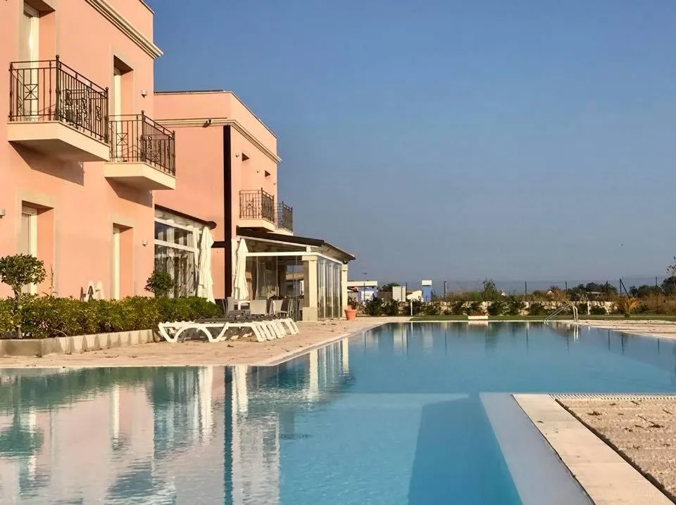 Swimming pool in Hotel Danieli Pozzallo