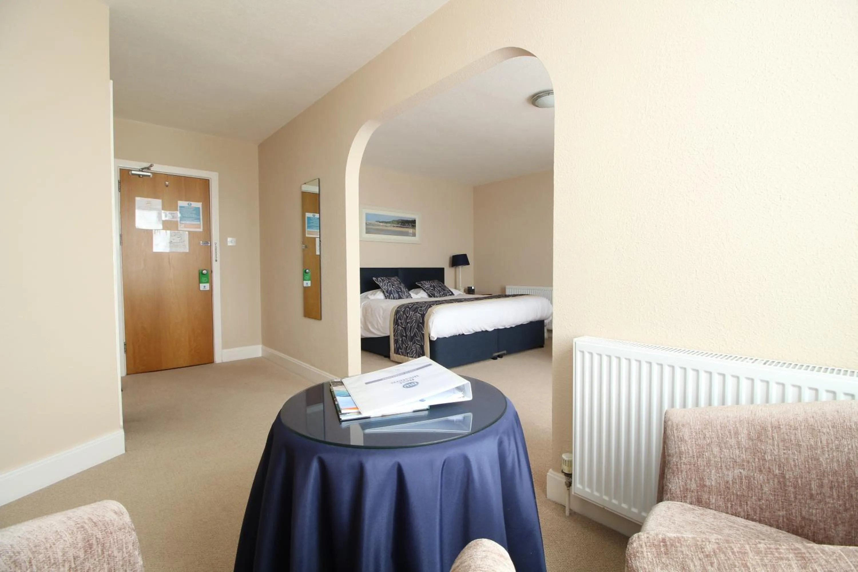 Bedroom, Seating Area in Best Western Hotel Bristol