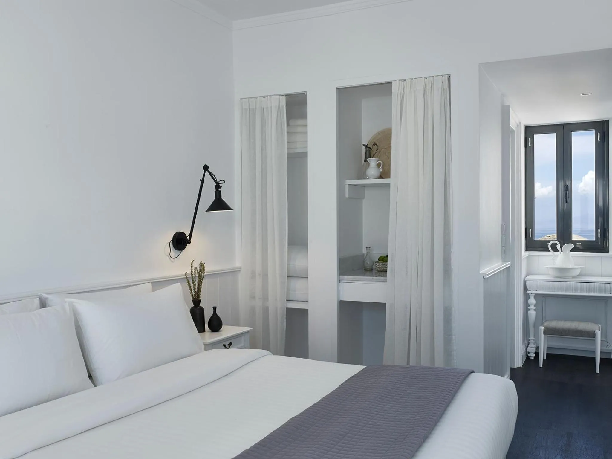 Bed in The Arches