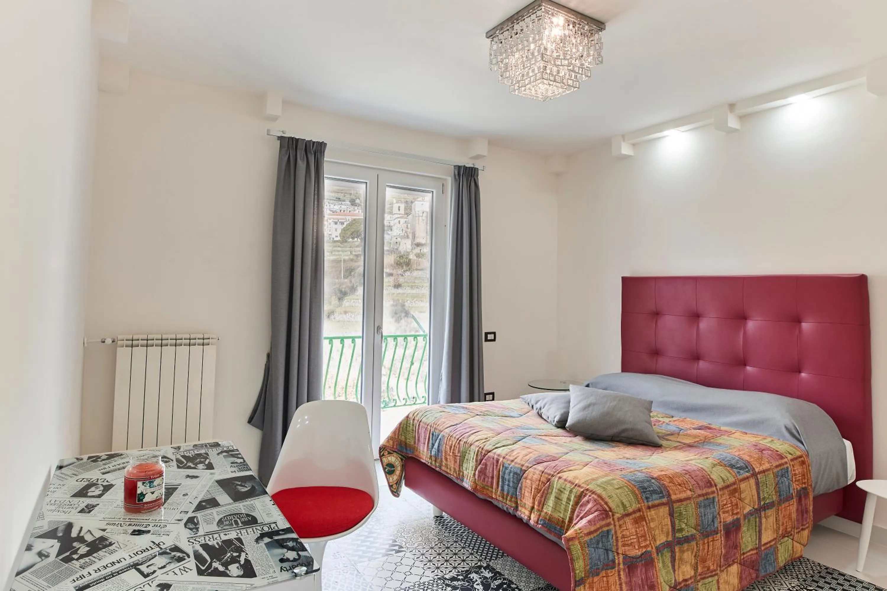 Photo of the whole room, Bed in Rosa e Valentino