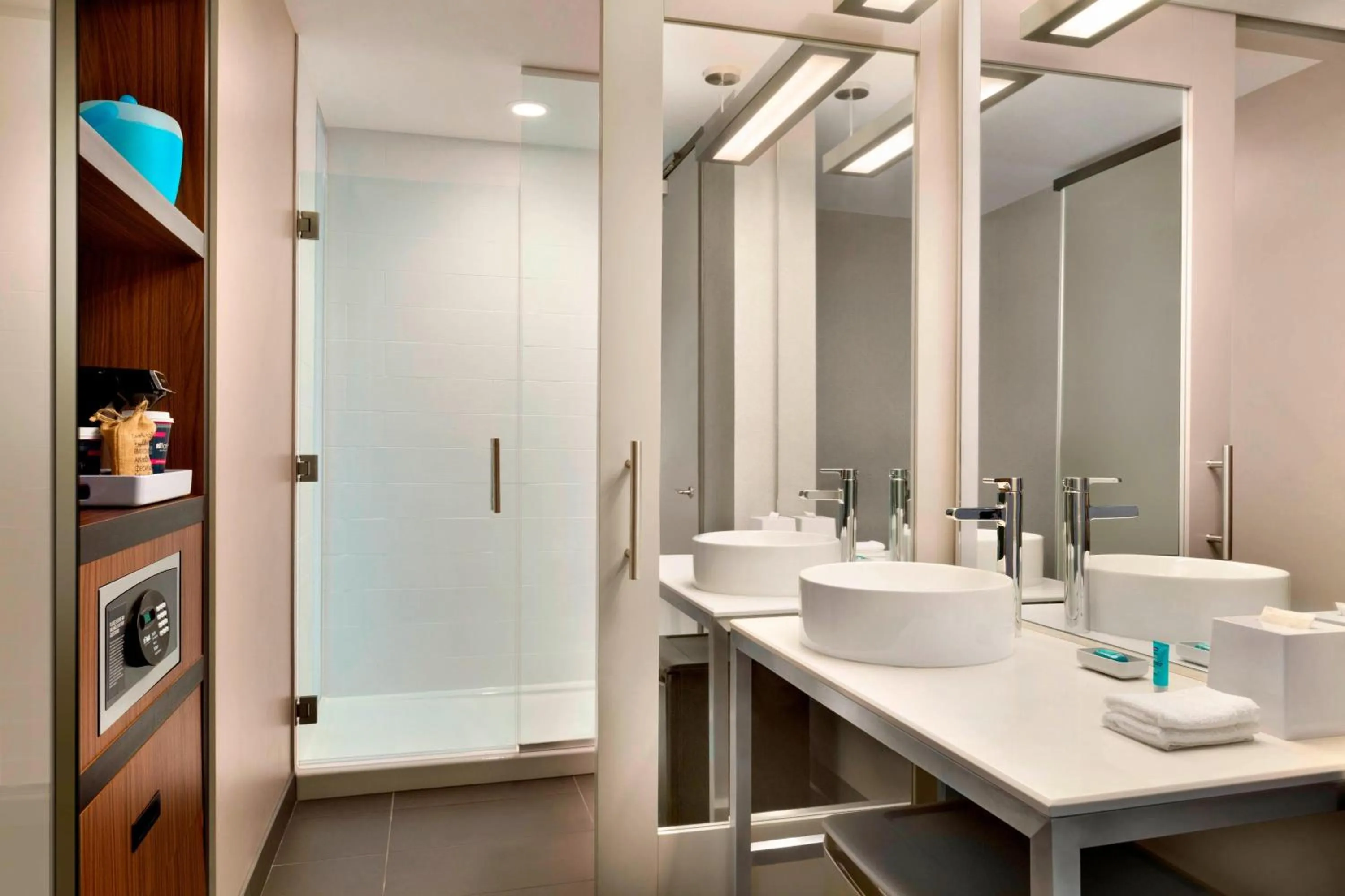 Bathroom in Aloft Dallas Love Field