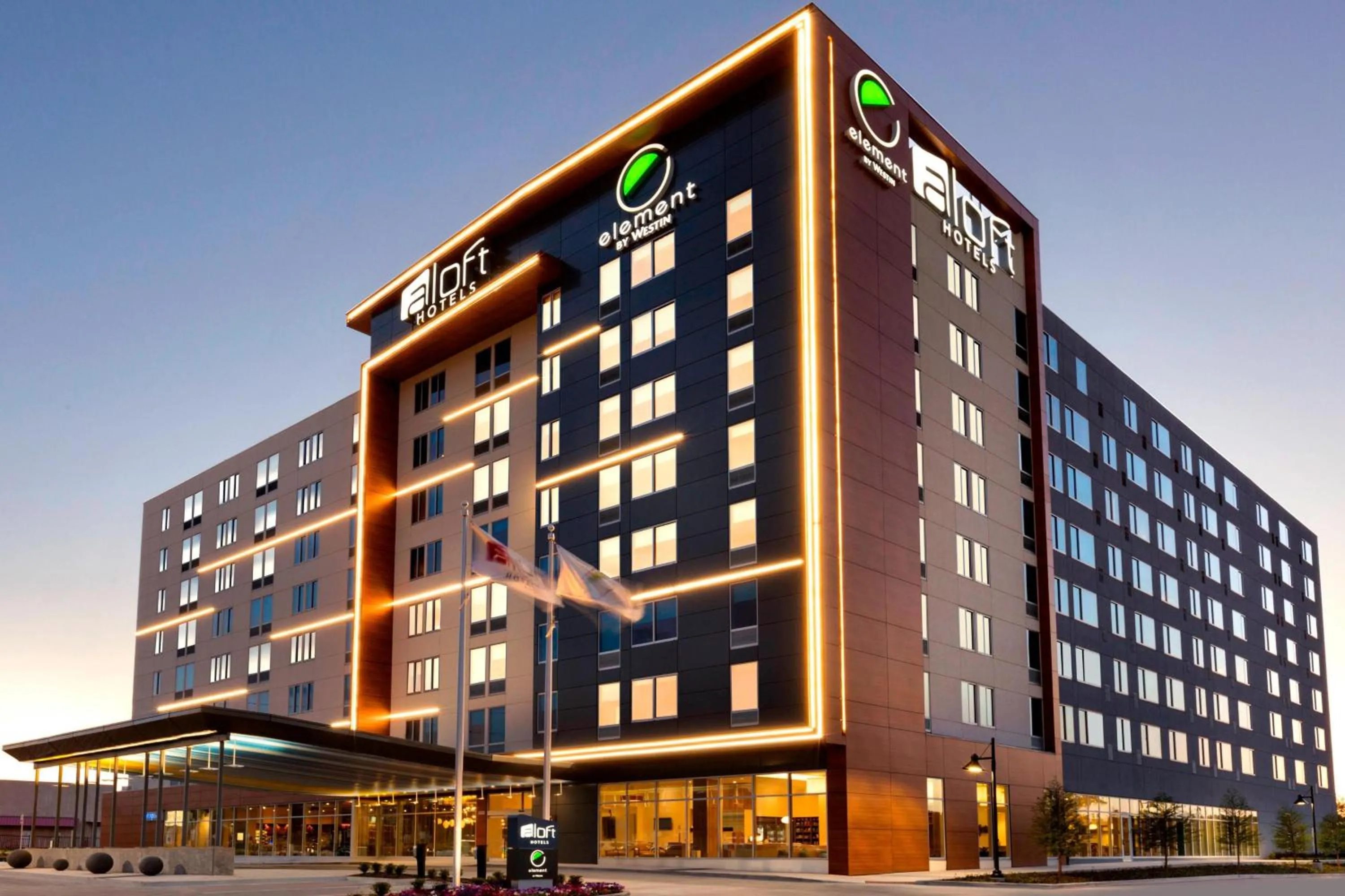 Property building in Aloft Dallas Love Field