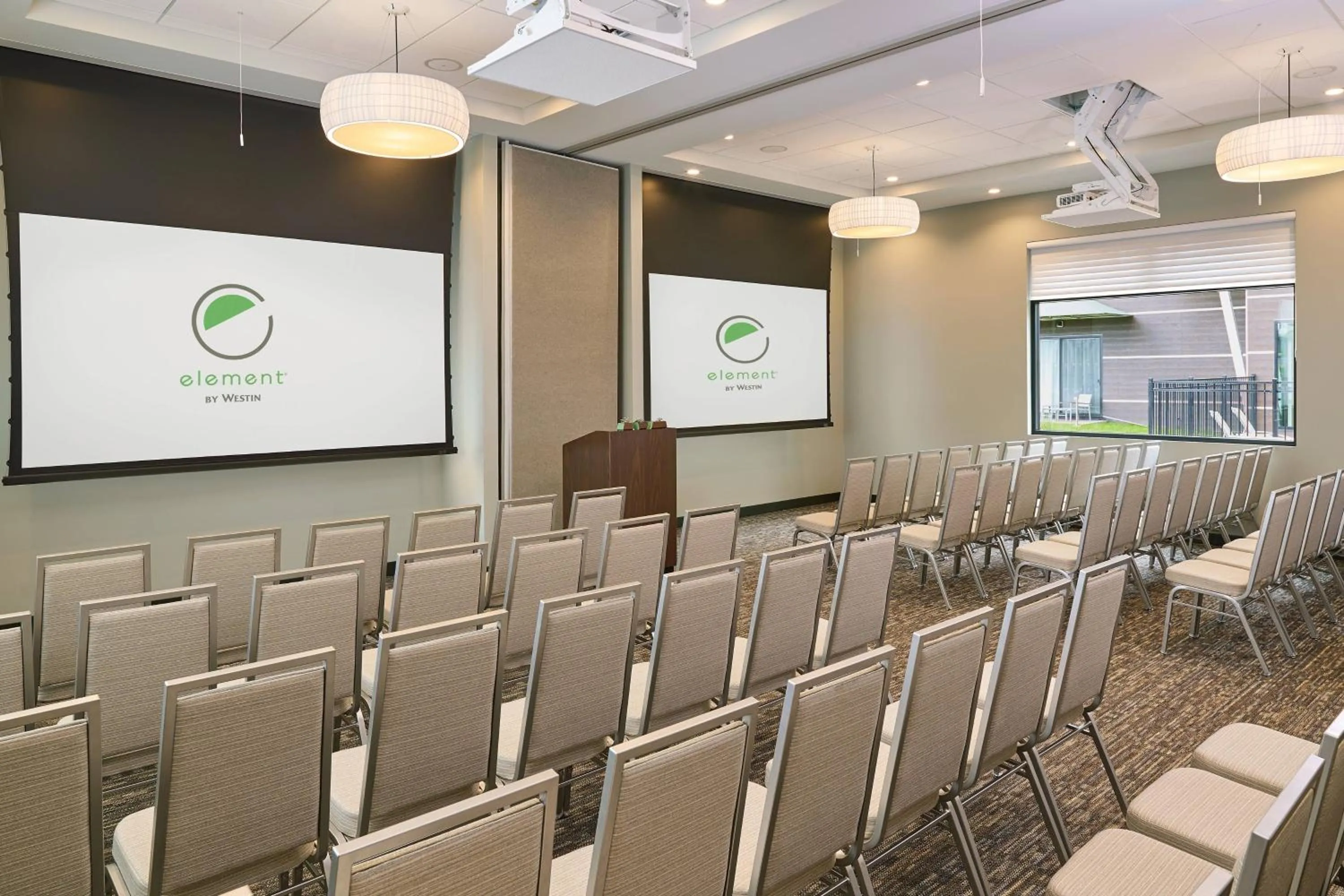 Meeting/conference room in Element West Des Moines