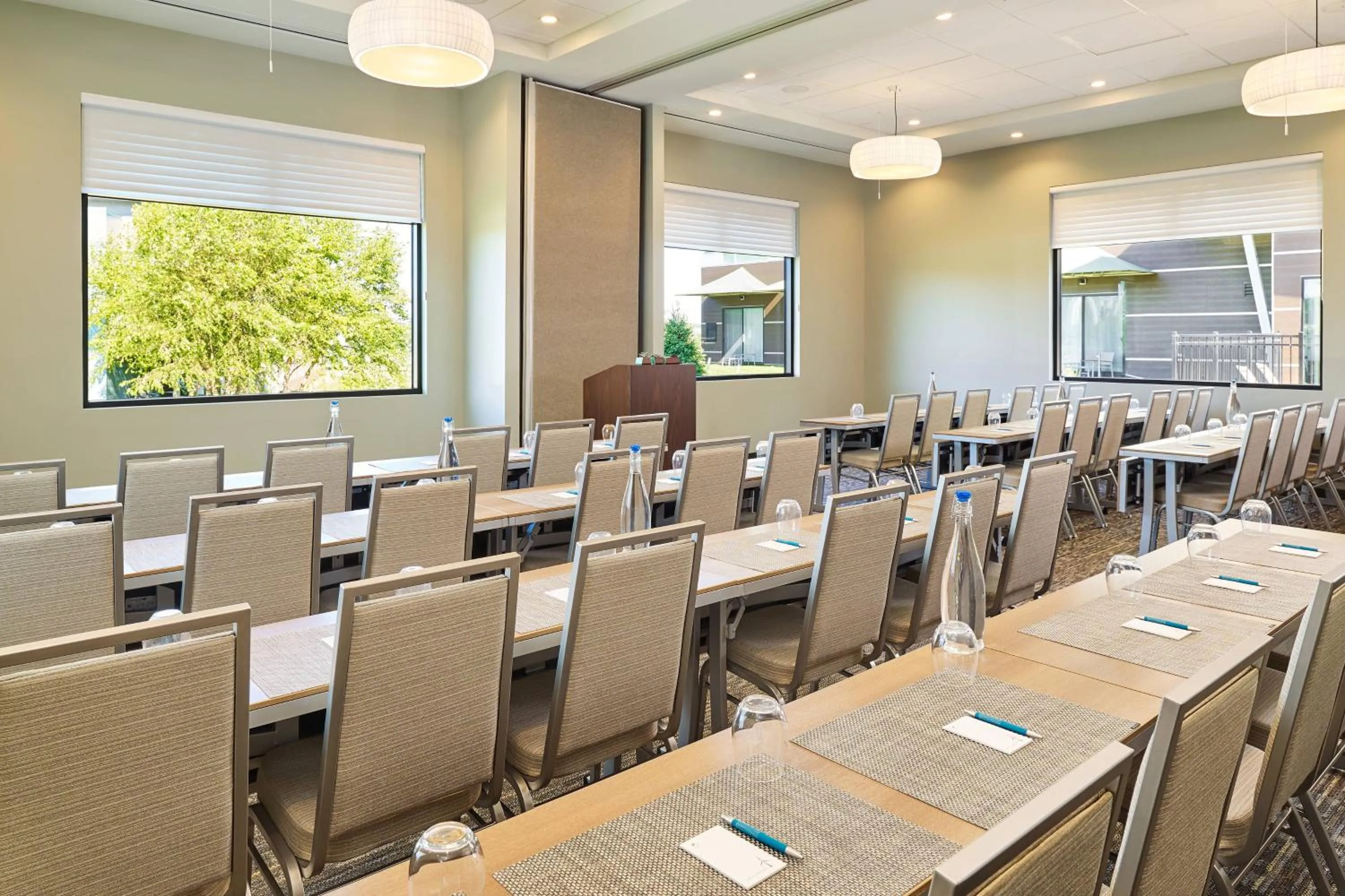 Meeting/conference room in Element West Des Moines