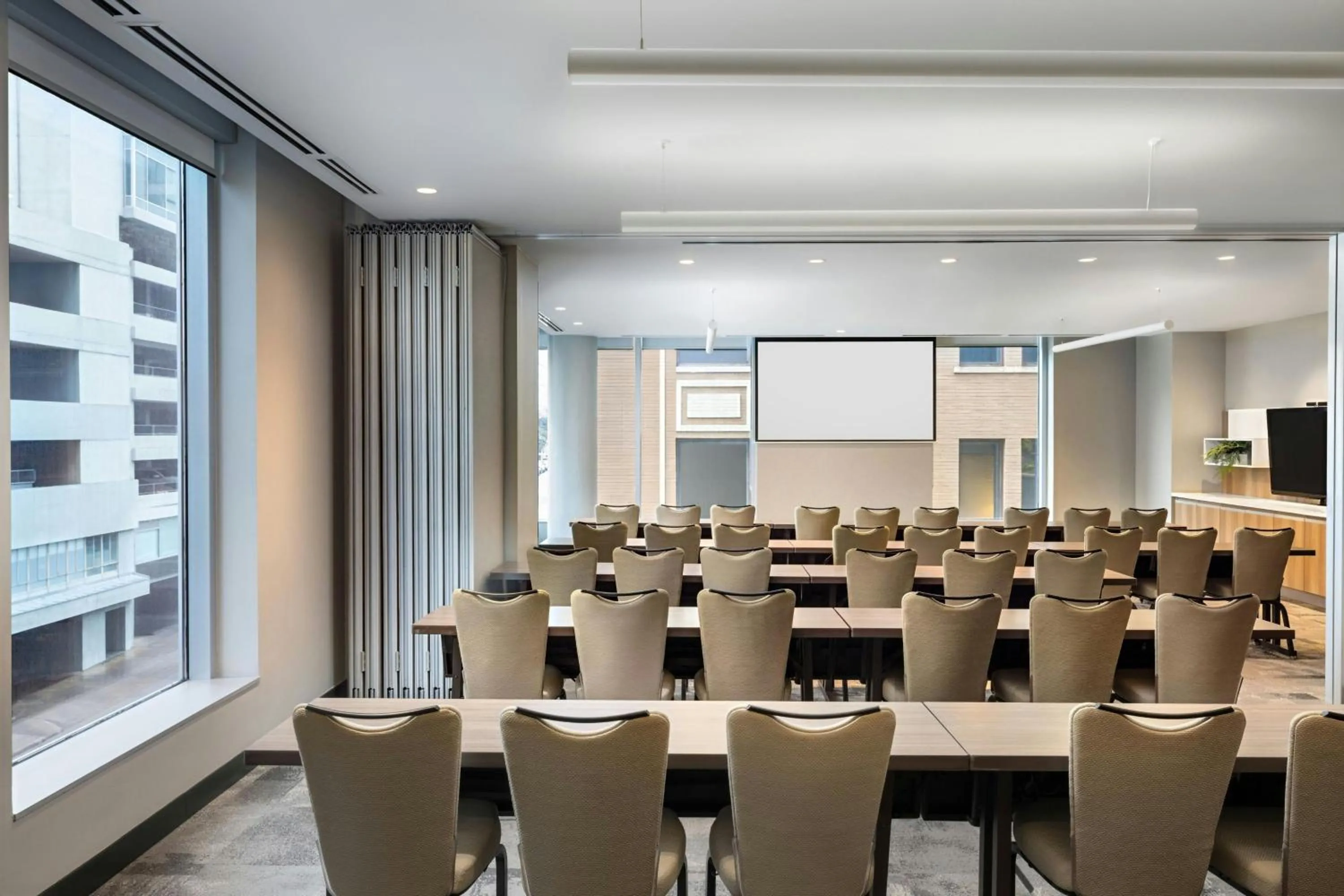 Meeting/conference room in Element Austin Downtown