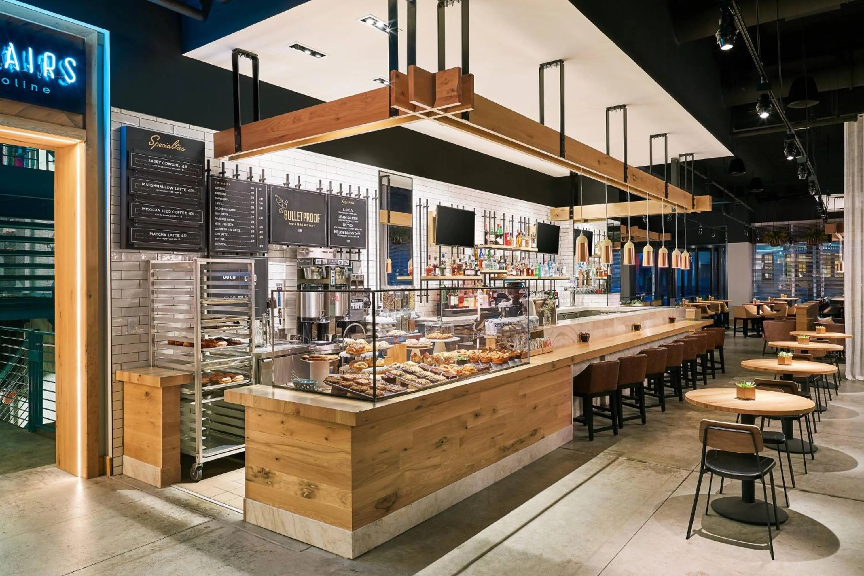 Restaurant/places to eat in Element Austin Downtown