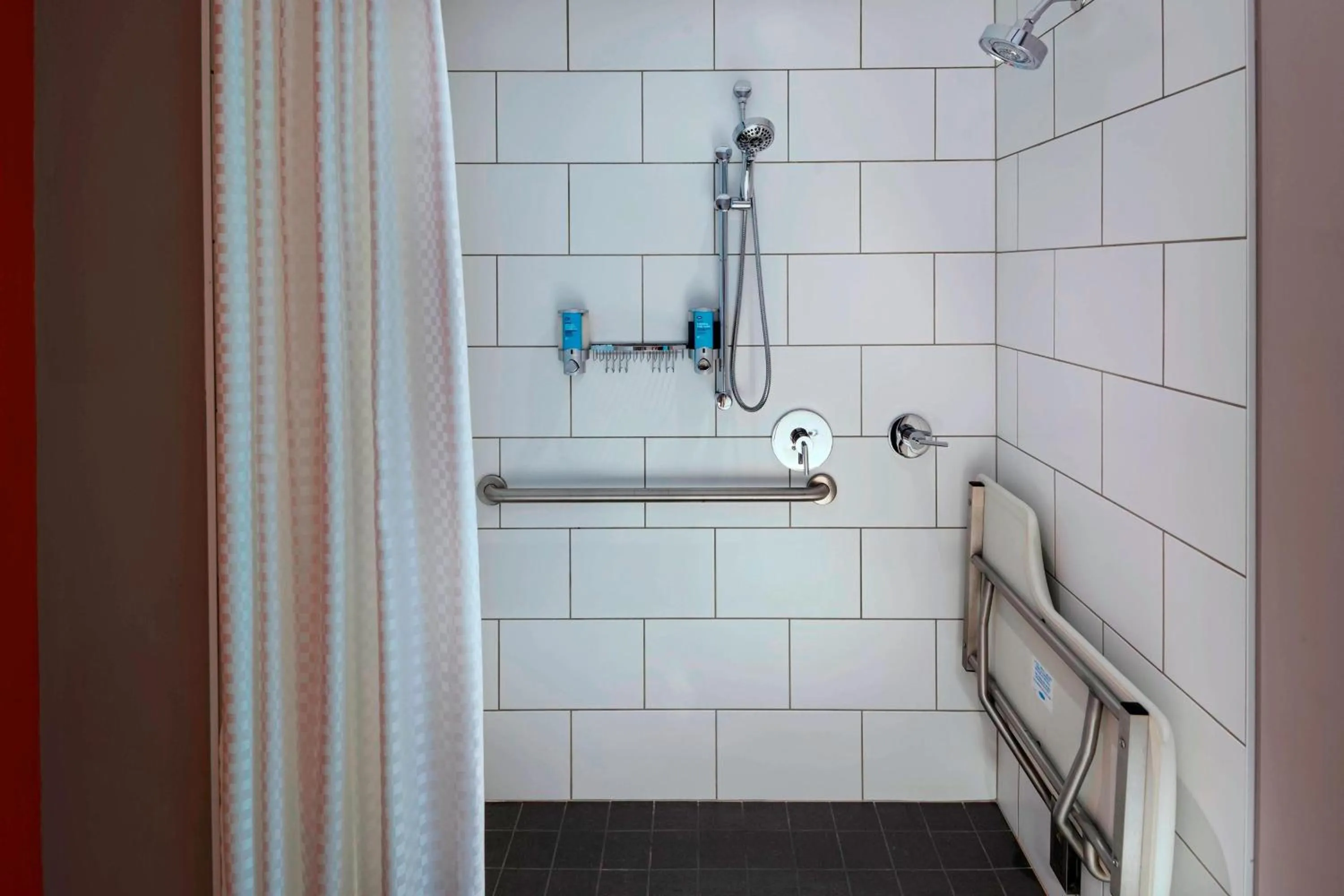 Bathroom in Aloft Austin Downtown