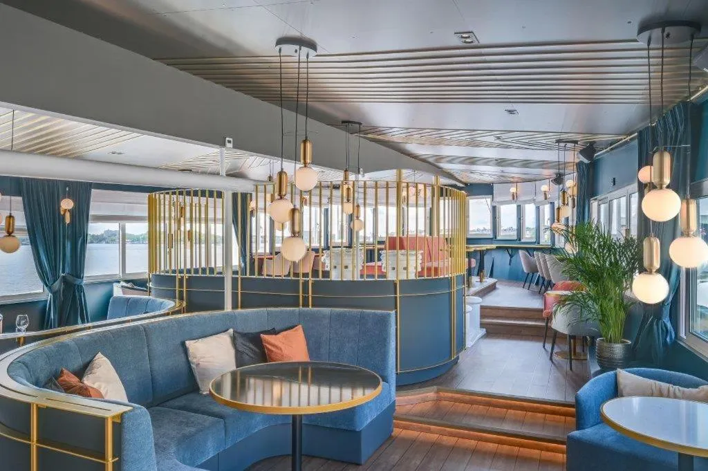 Restaurant/places to eat in Mälardrottningen Yacht Hotel