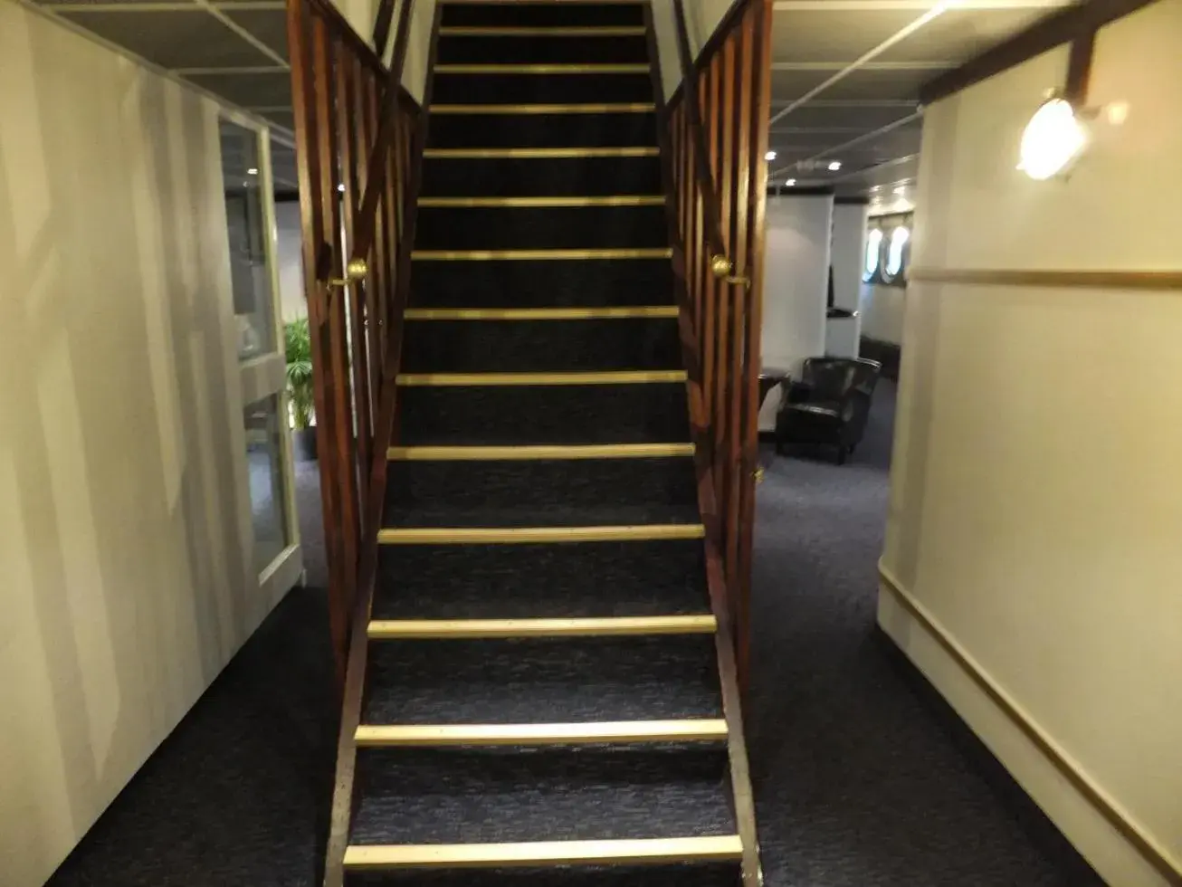 Property building in Mälardrottningen Yacht Hotel Property building in Mälardrottningen Yacht Hotel