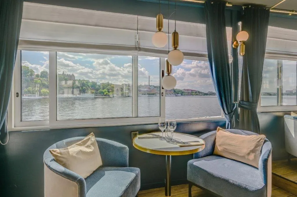 Restaurant/places to eat in Mälardrottningen Yacht Hotel