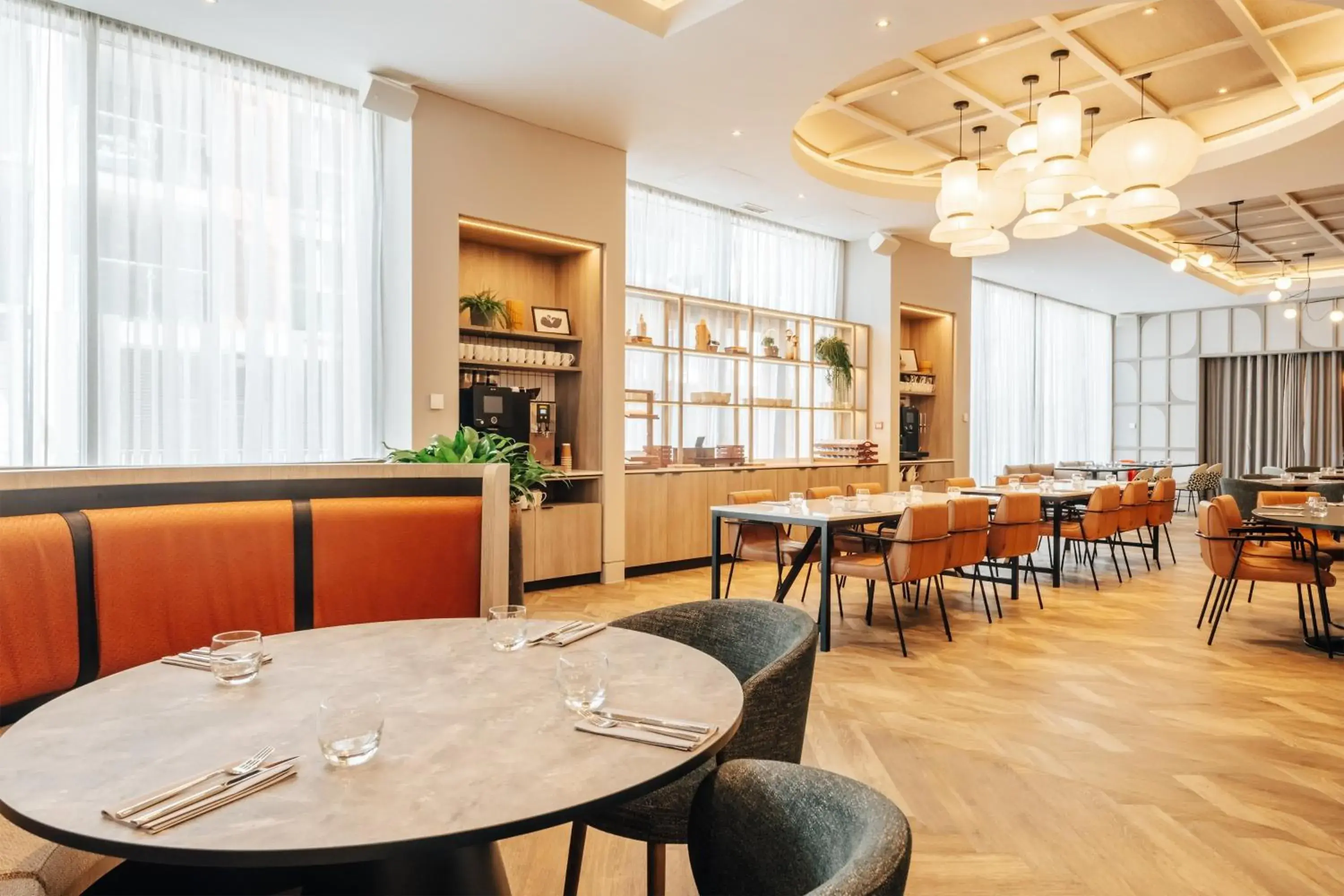 Restaurant/places to eat in Crowne Plaza London - Docklands by IHG Restaurant/places to eat in Crowne Plaza London - Docklands by IHG