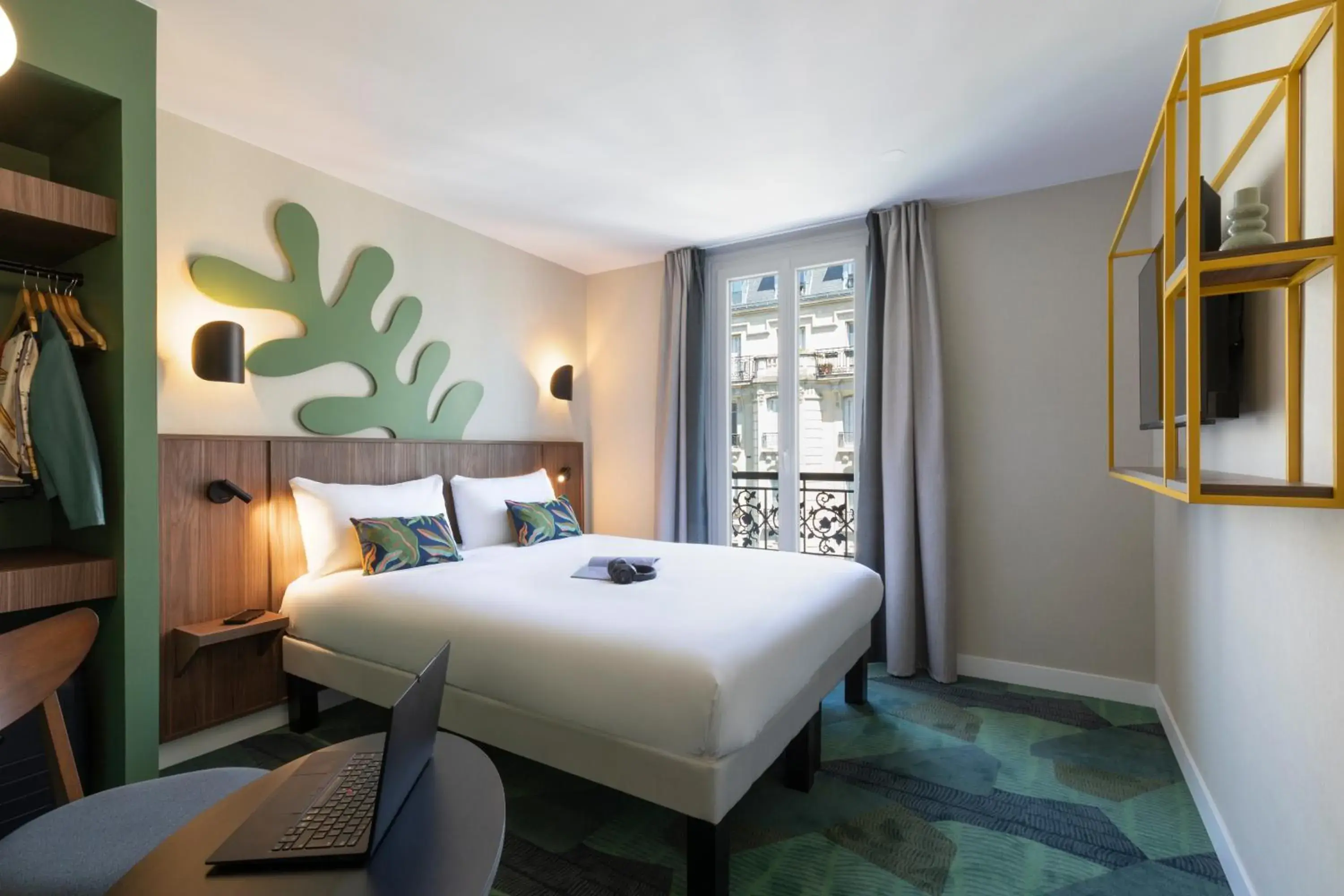 Photo of the whole room, Bed in Ibis Styles Paris Jardin de la Villette - Rénové en 2025 Photo of the whole room, Bed in Ibis Styles Paris Jardin de la Villette - Rénové en 2025