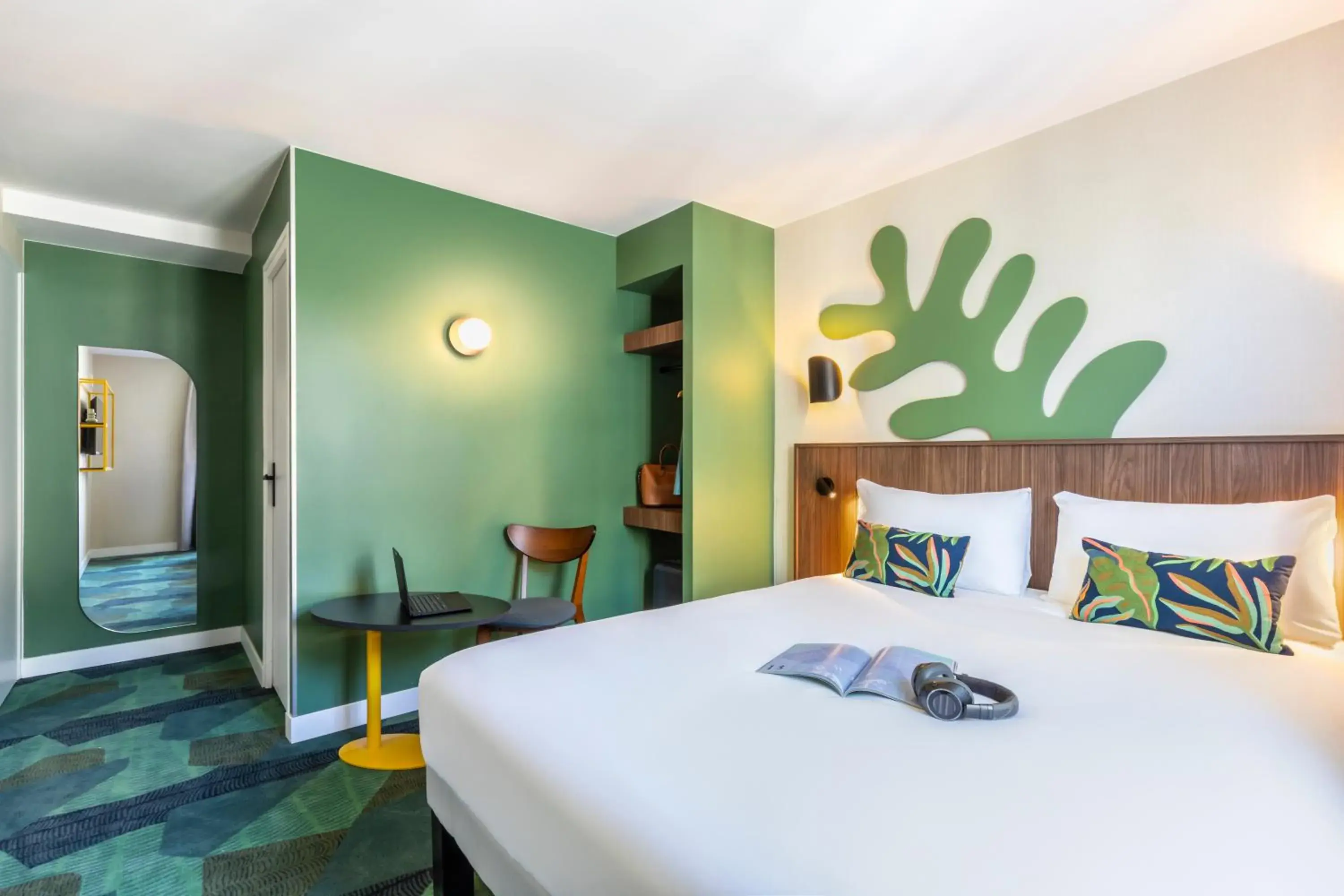Bed in Ibis Styles Paris Jardin de la Villette - Rénové en 2025 Bed in Ibis Styles Paris Jardin de la Villette - Rénové en 2025
