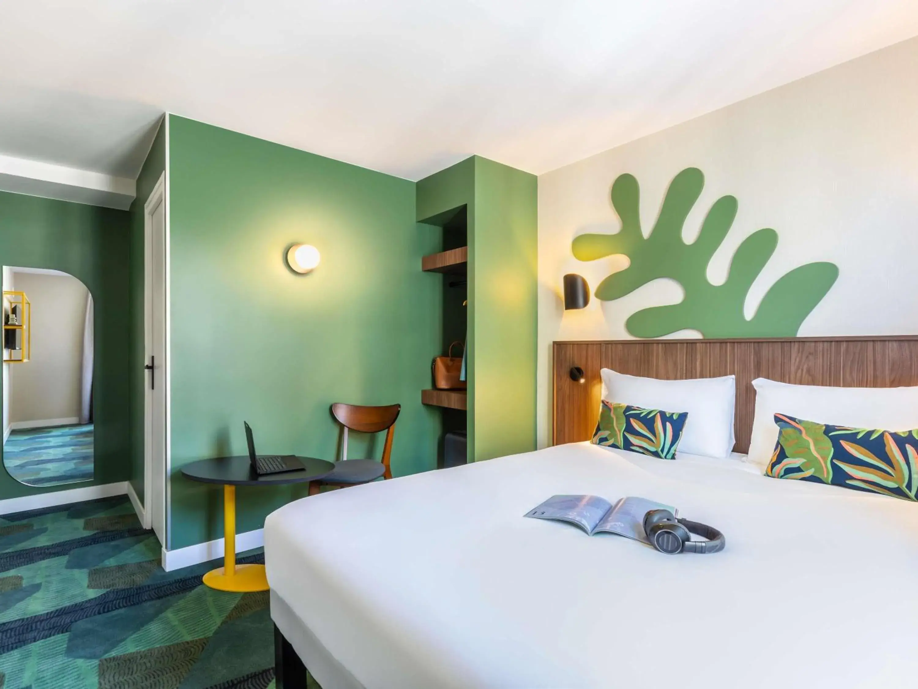 Property building, Bed in Ibis Styles Paris Jardin de la Villette - Rénové en 2025 Property building, Bed in Ibis Styles Paris Jardin de la Villette - Rénové en 2025