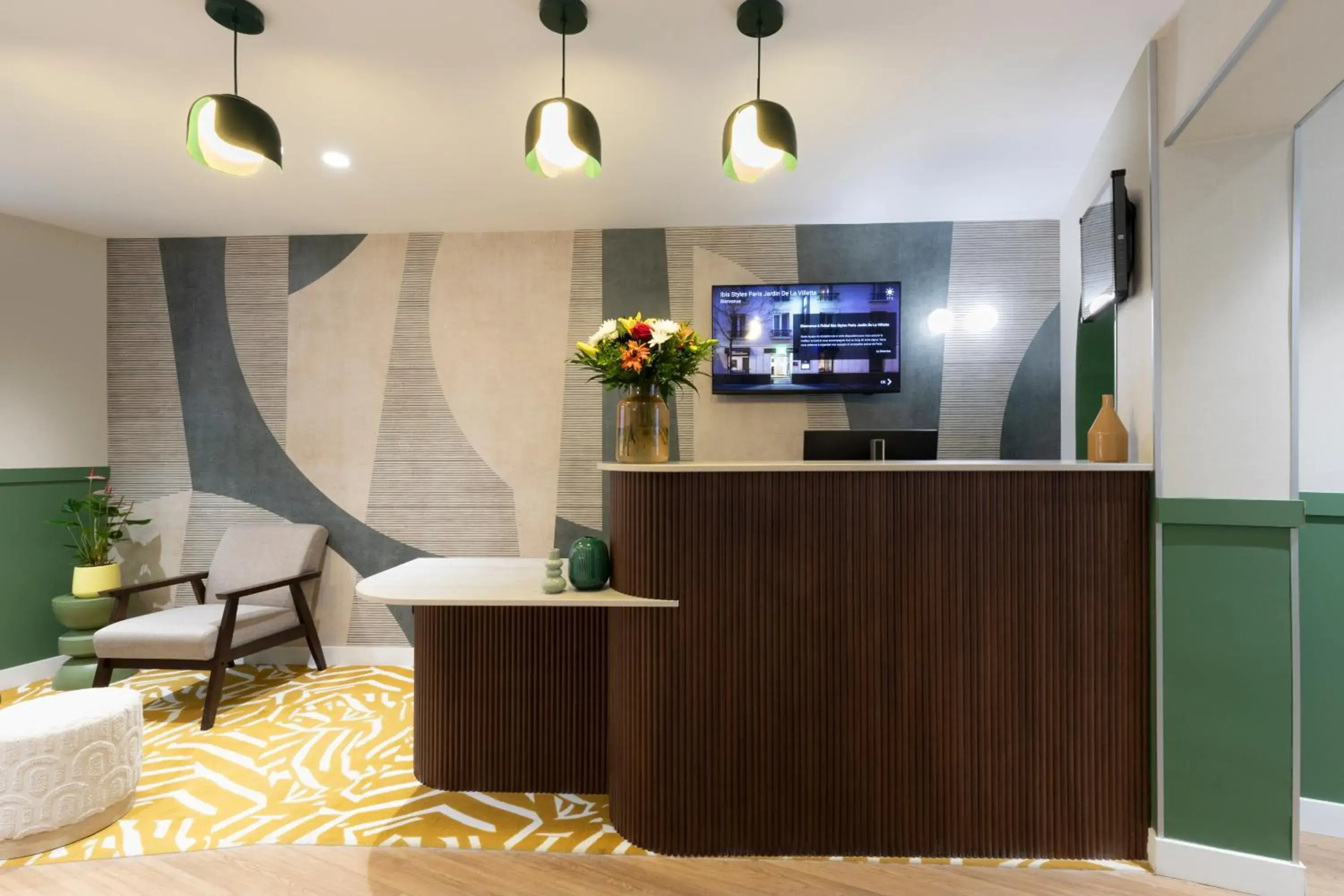 Lobby or reception in Ibis Styles Paris Jardin de la Villette - Rénové en 2025 Lobby or reception in Ibis Styles Paris Jardin de la Villette - Rénové en 2025