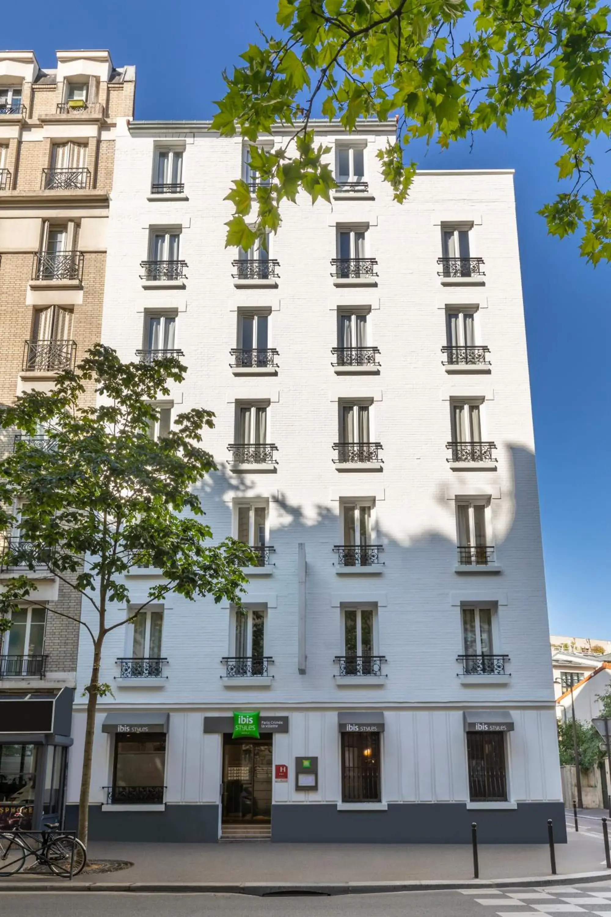 Property building in Ibis Styles Paris Jardin de la Villette - Rénové en 2025 Property building in Ibis Styles Paris Jardin de la Villette - Rénové en 2025