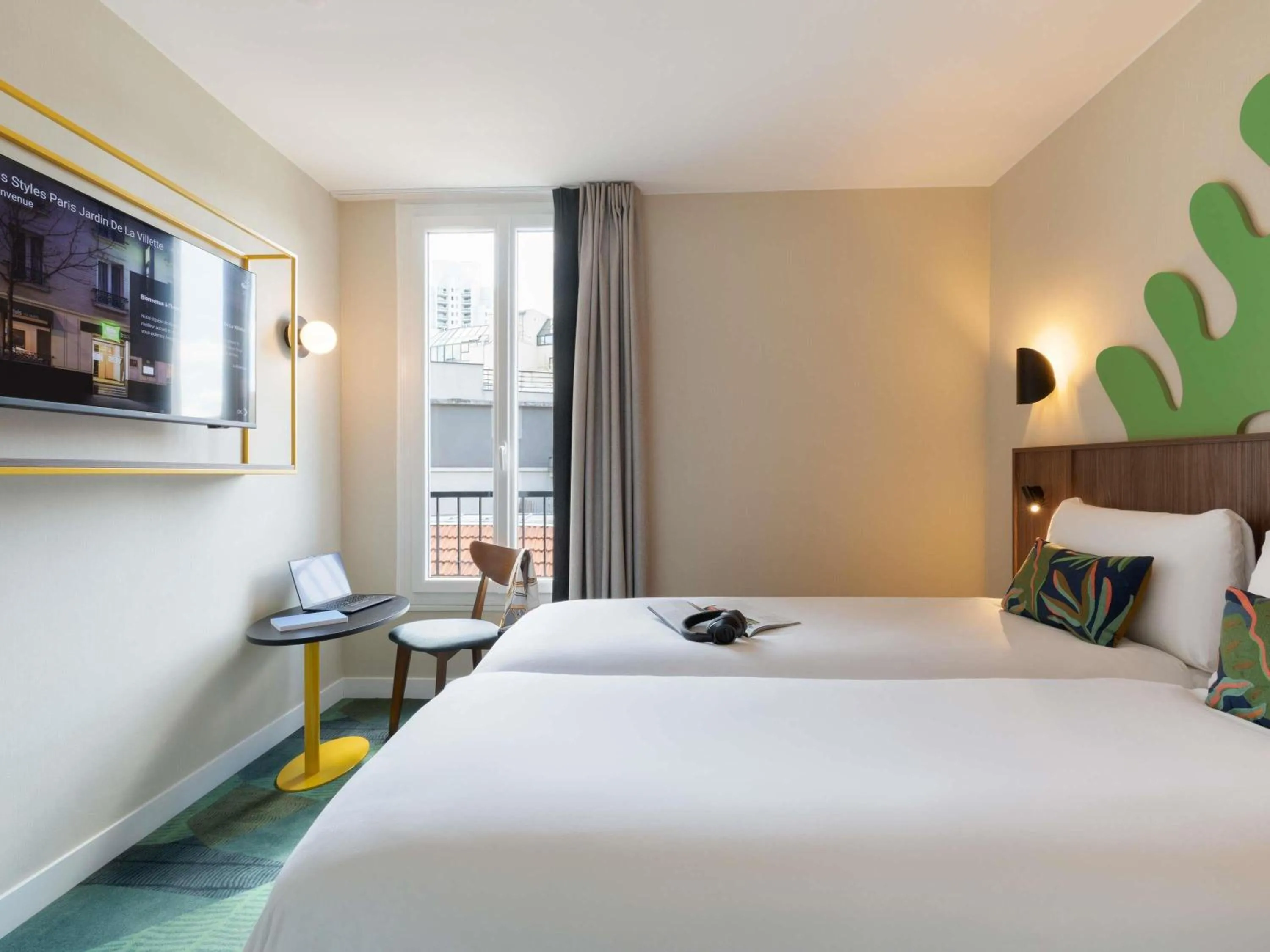Bedroom, Bed in Ibis Styles Paris Jardin de la Villette - Rénové en 2025