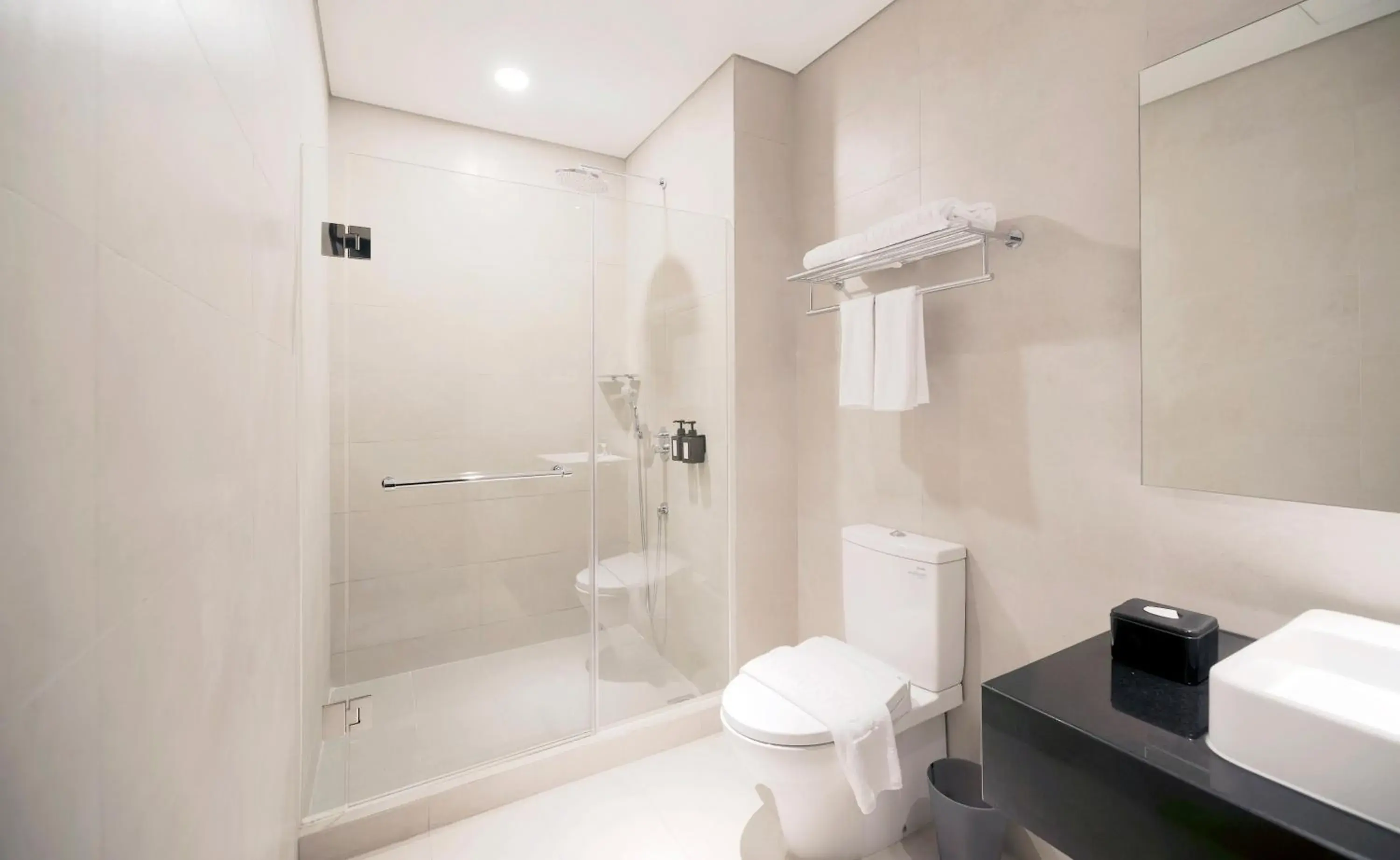 Premiere Flat 2 Bedrooms in Aviary Bintaro Premiere Flat 2 Bedrooms in Aviary Bintaro