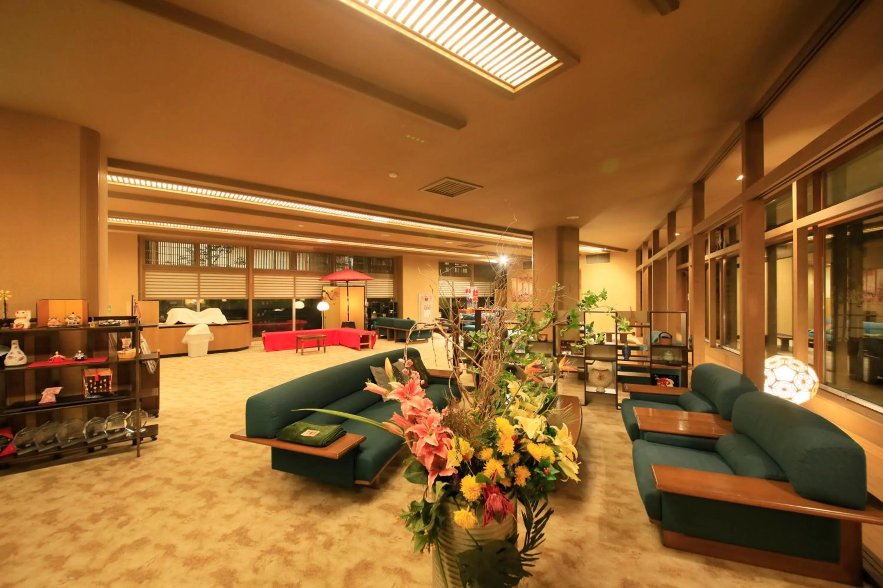 Communal lounge/ TV room in Yutorelo Toyako