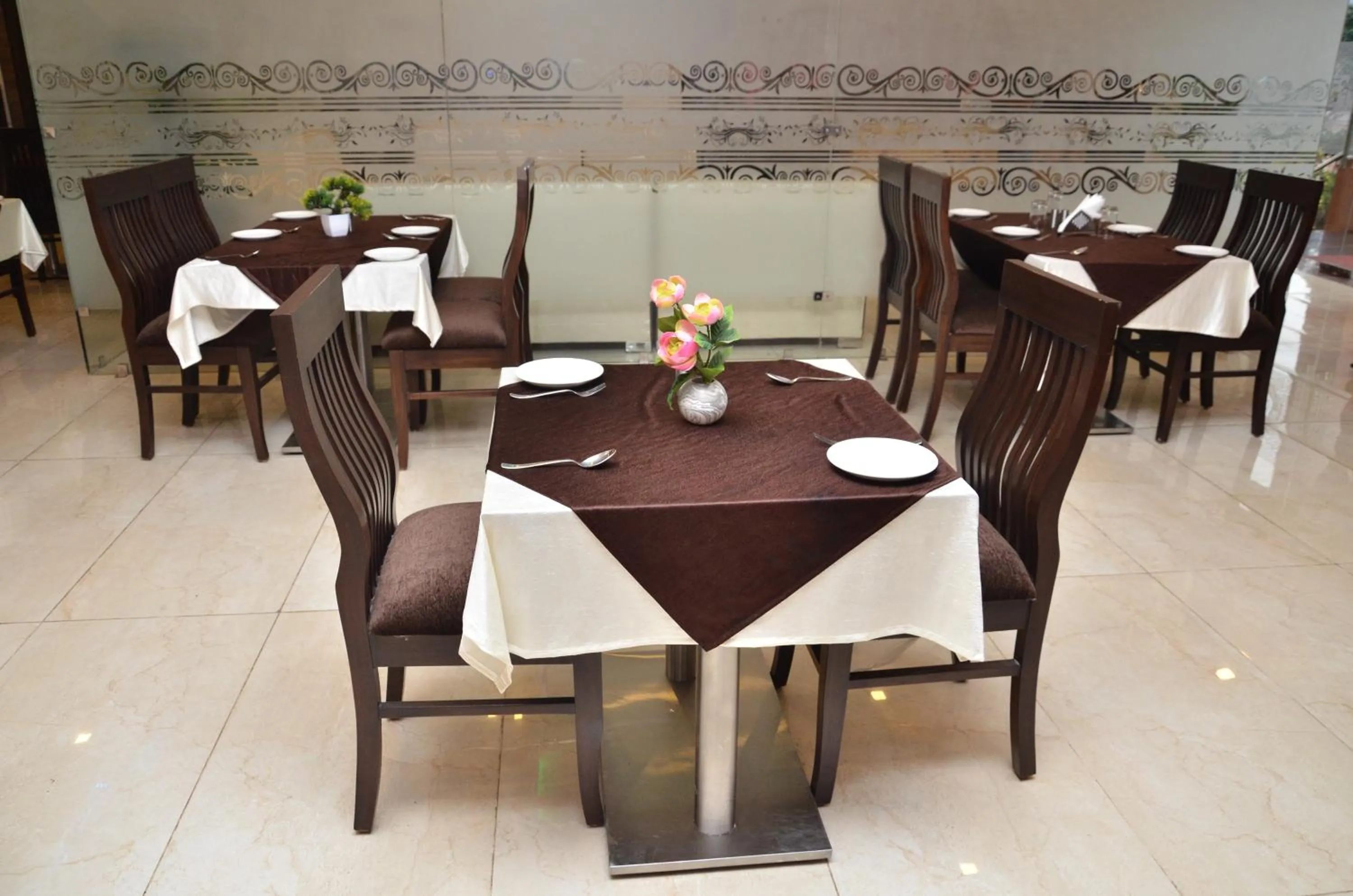 Lunch in Regal Hotel and restaurant