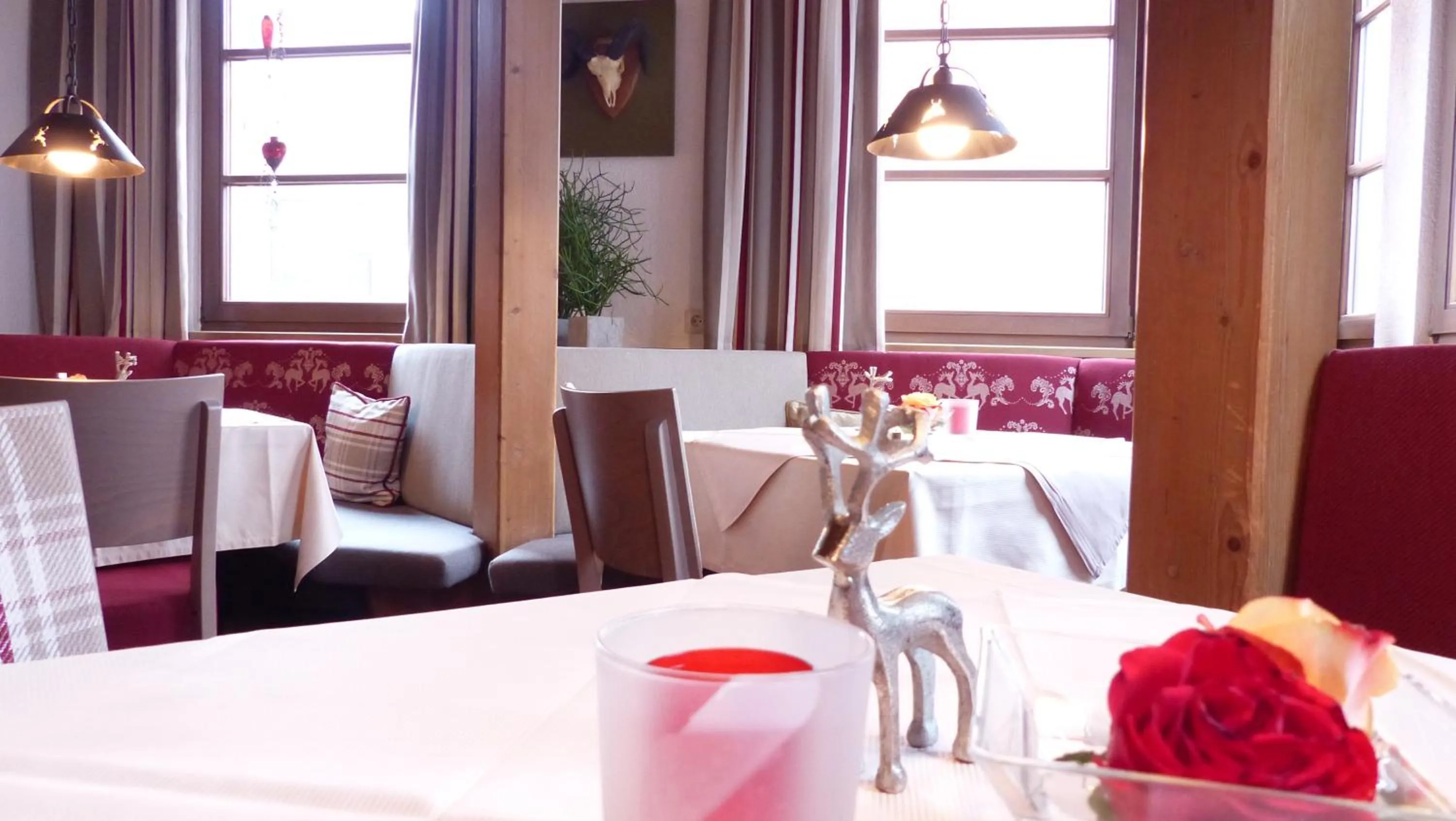 Restaurant/places to eat in Landhotel Gasthof Krone