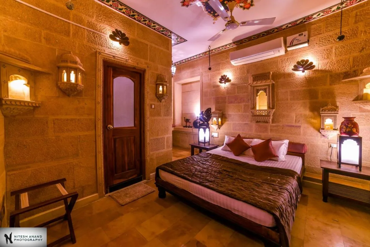 Bathroom, Bed in Fort Villa