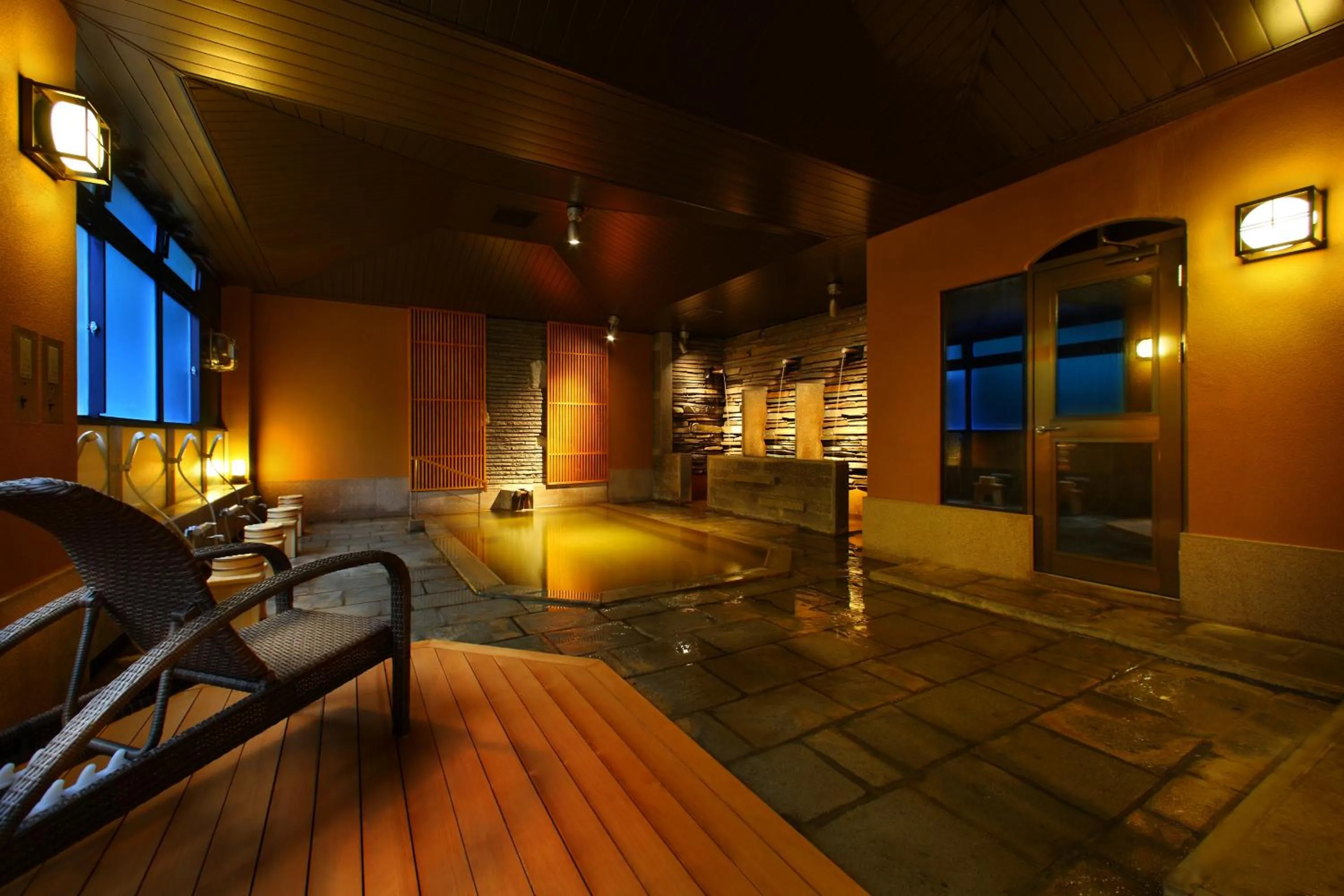 Hot Spring Bath in Shima Tamura