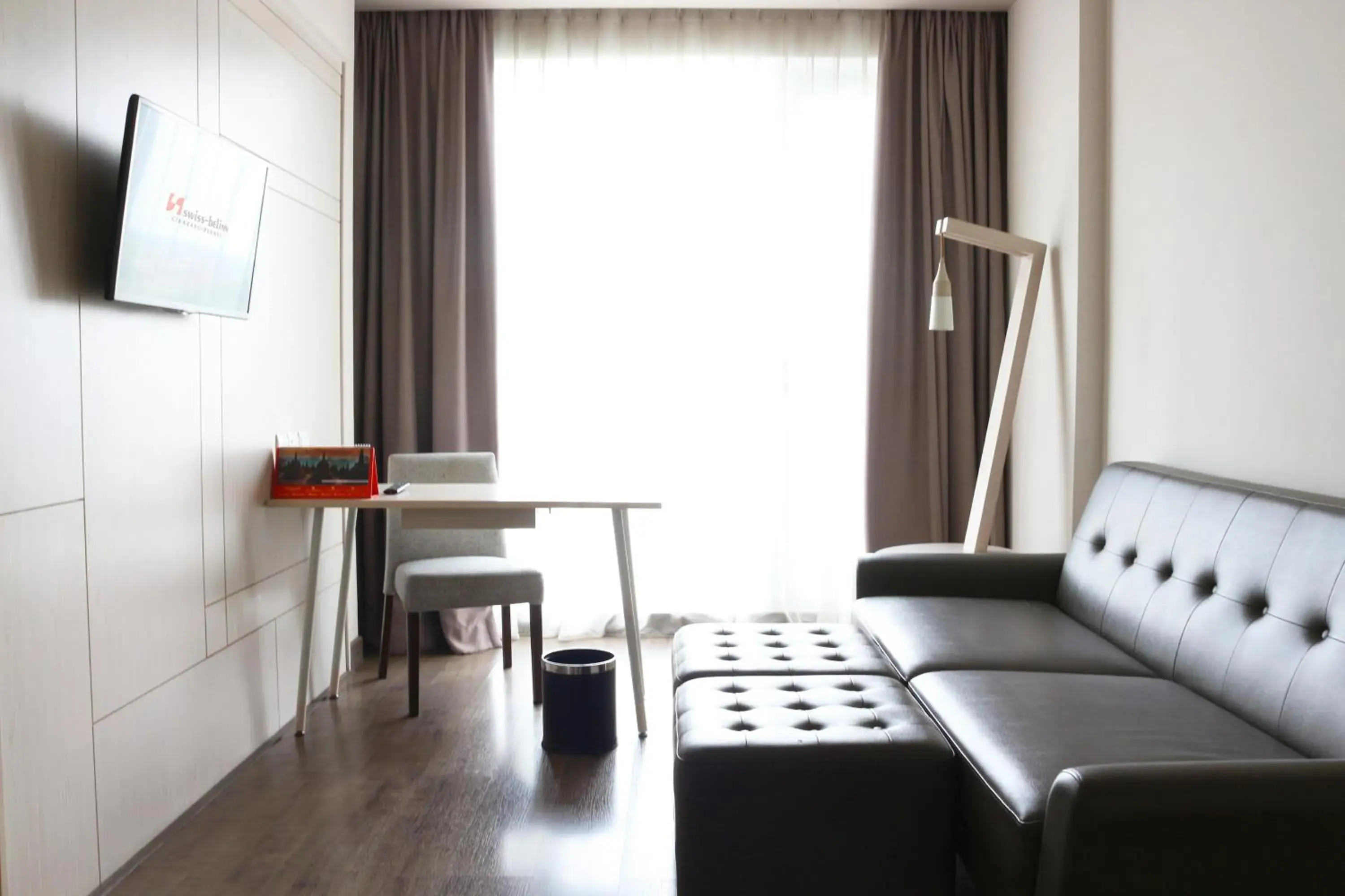 Suite Double Room in Swiss-Belinn Cikarang Suite Double Room in Swiss-Belinn Cikarang