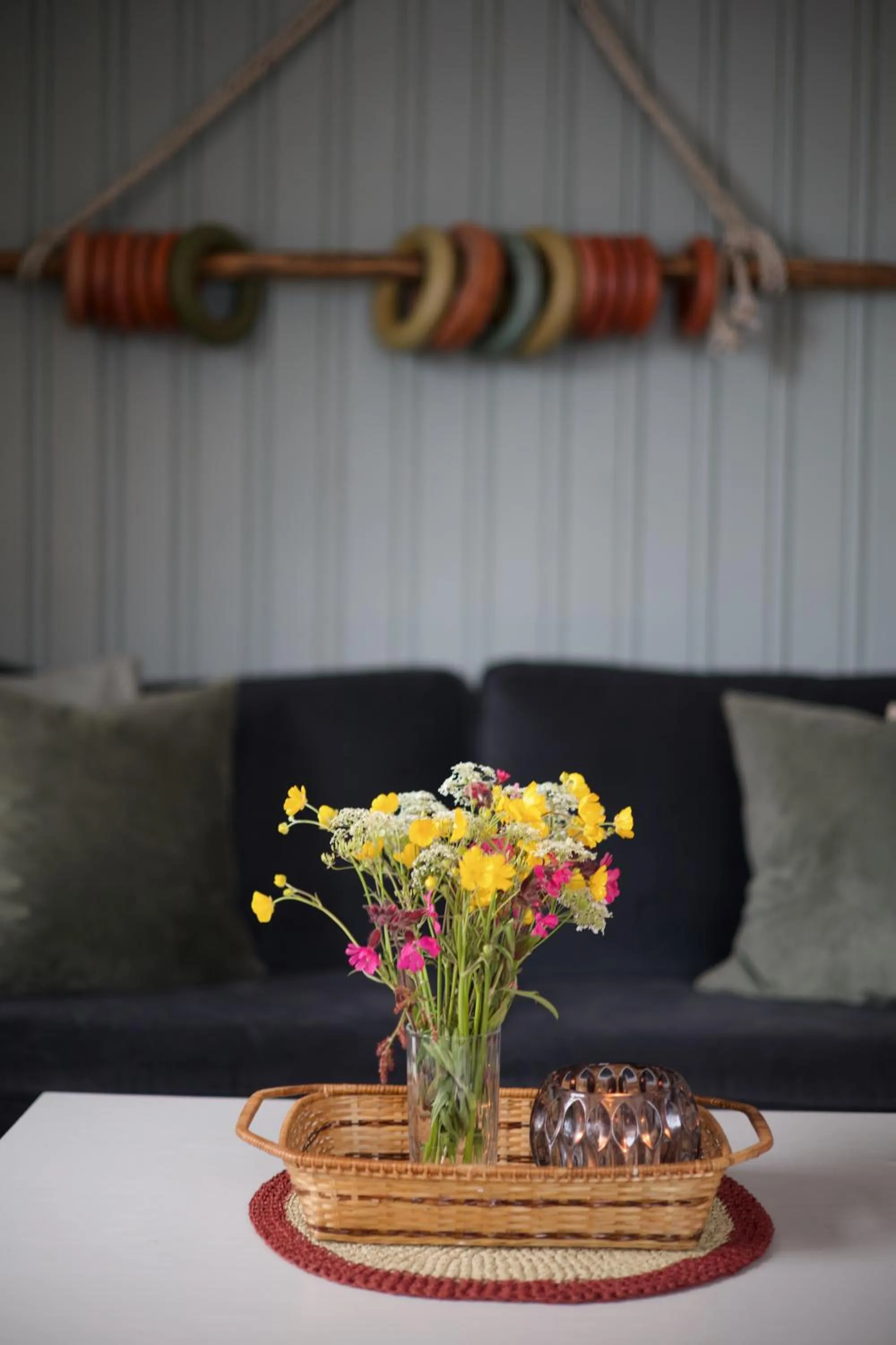 Living room in Lydersen Rorbuer Budget Hostel & Private Apartments