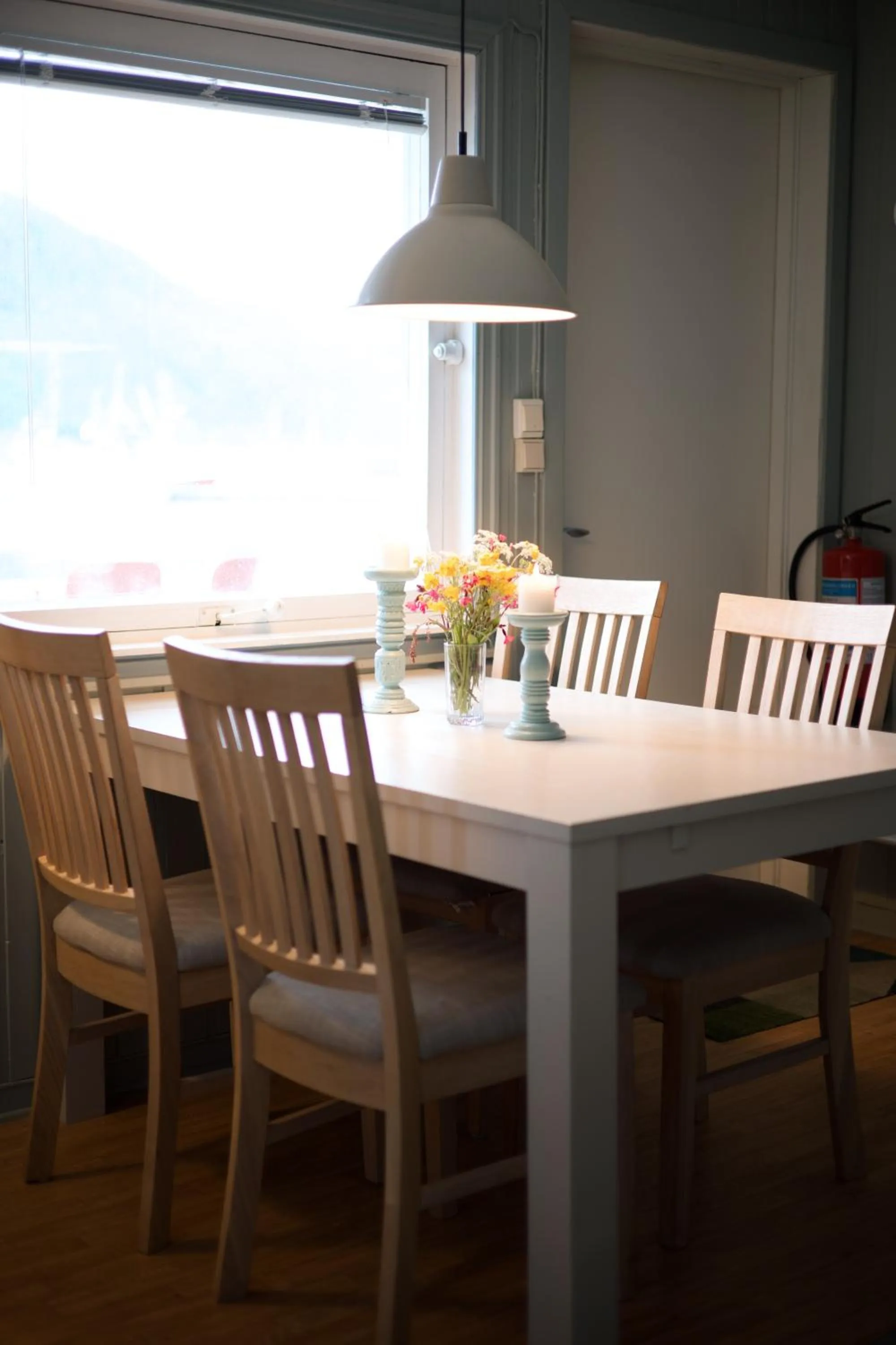 Dinner in Lydersen Rorbuer Budget Hostel & Private Apartments