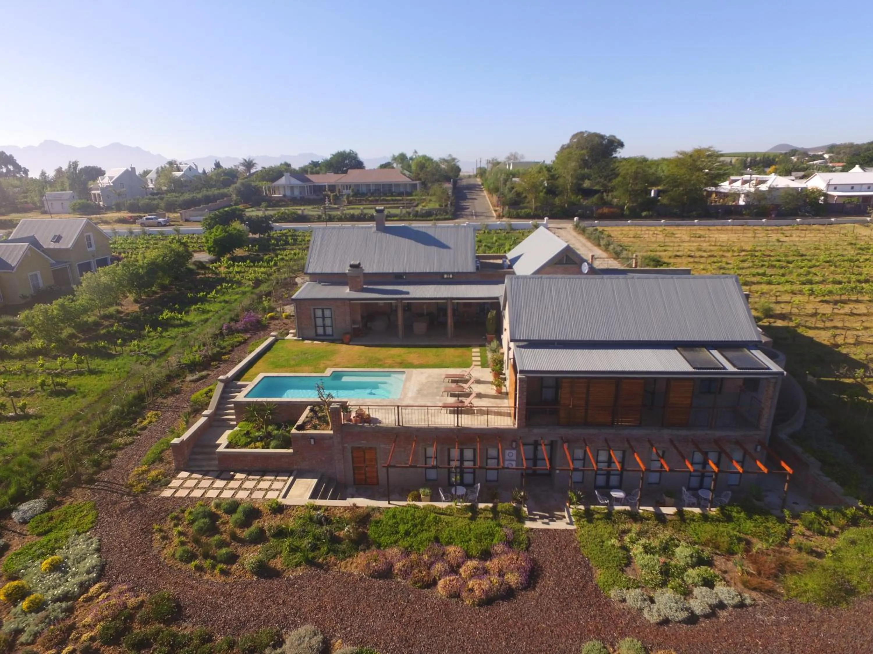 Vineyard Views Country House