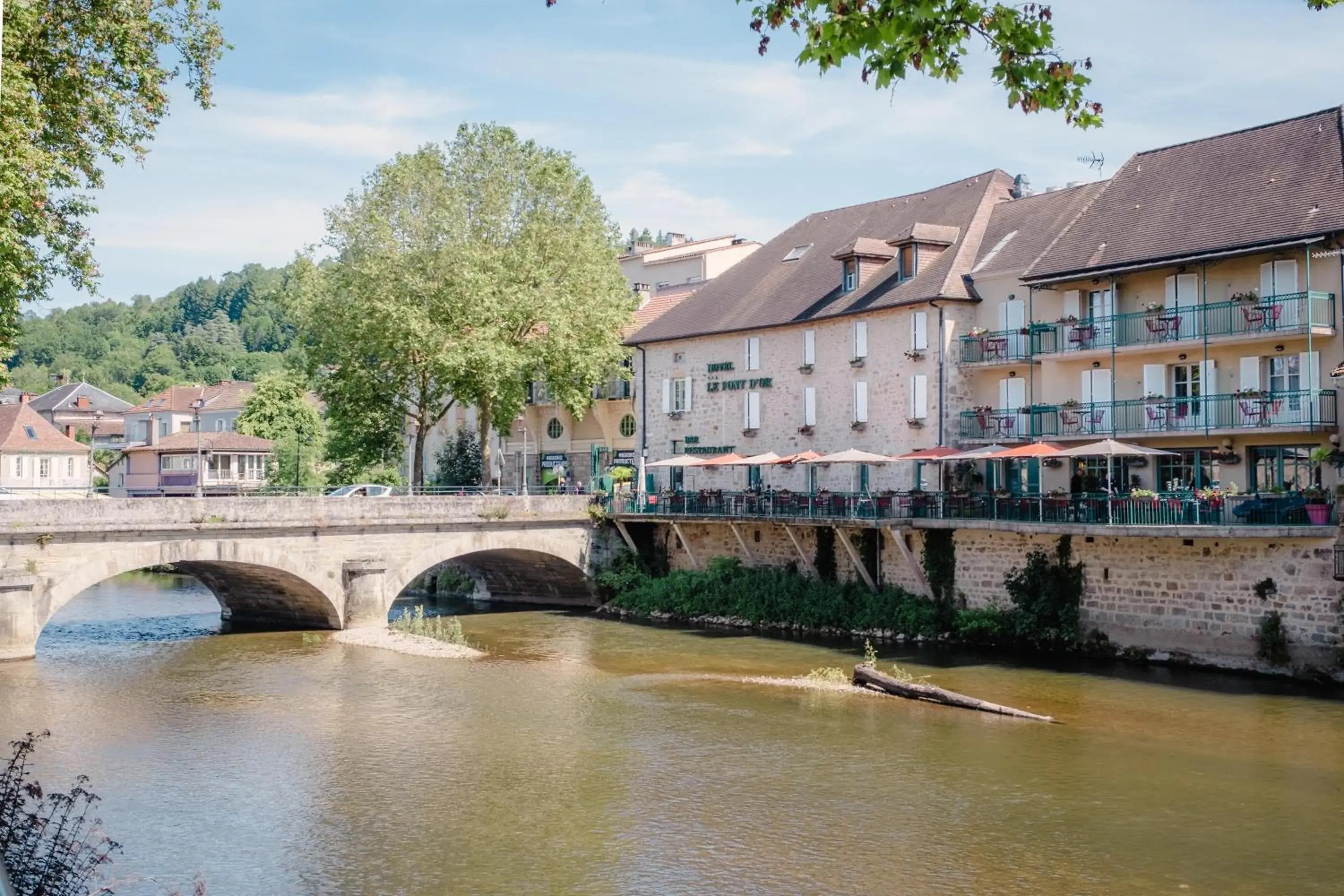 Property building in Best Western Le Pont d'Or Property building in Best Western Le Pont d'Or