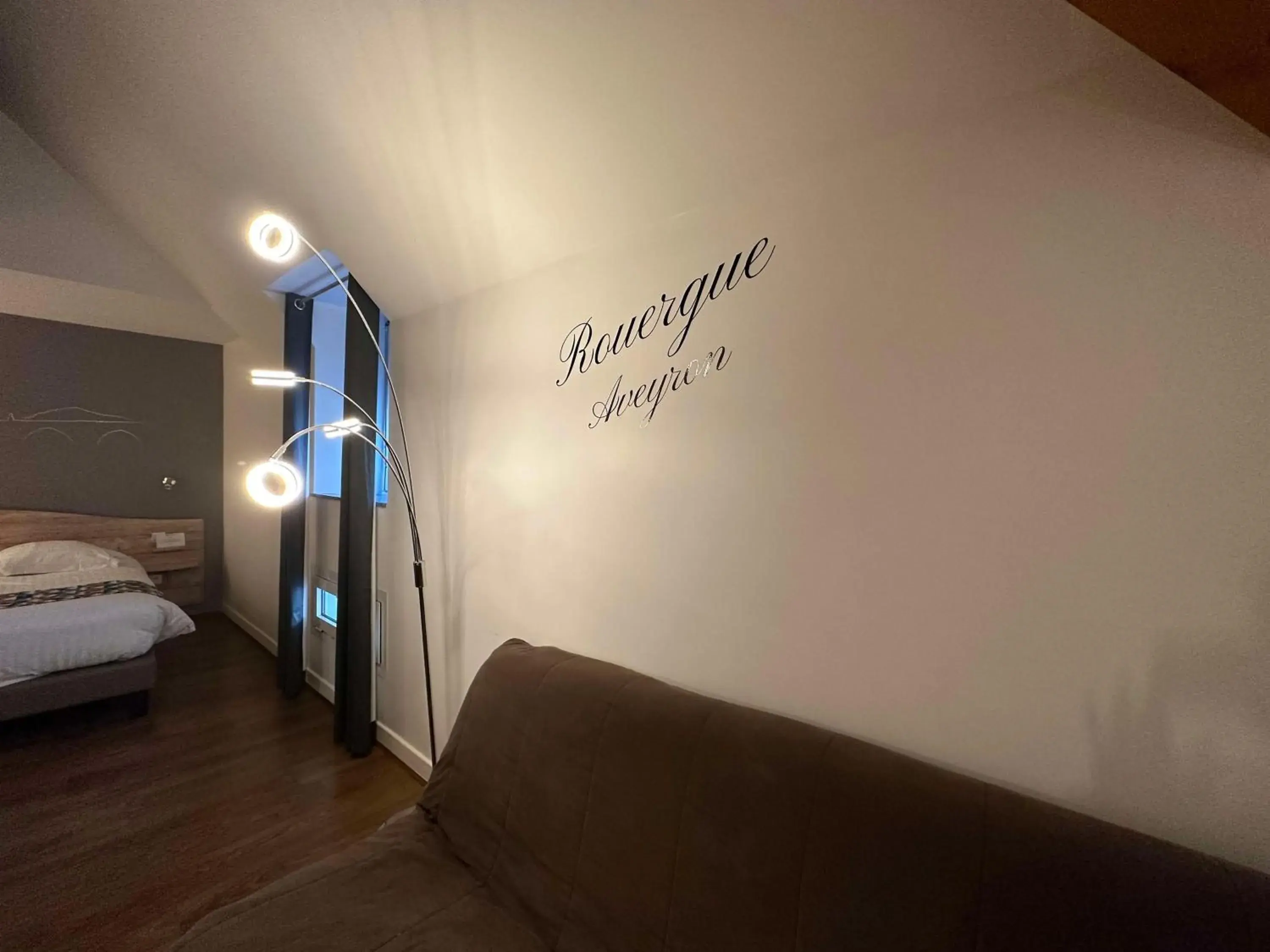 Bedroom, Bed in Best Western Le Pont d'Or Bedroom, Bed in Best Western Le Pont d'Or