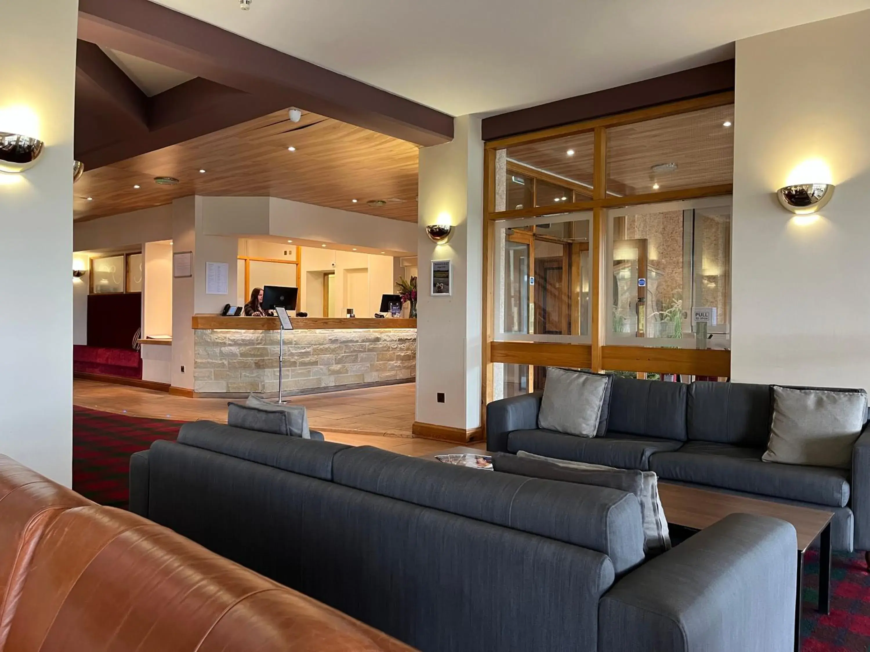 Lobby or reception in Skipton Hotel - formerly known as Hotel Rendezvous-Skipton Lobby or reception in Skipton Hotel - formerly known as Hotel Rendezvous-Skipton