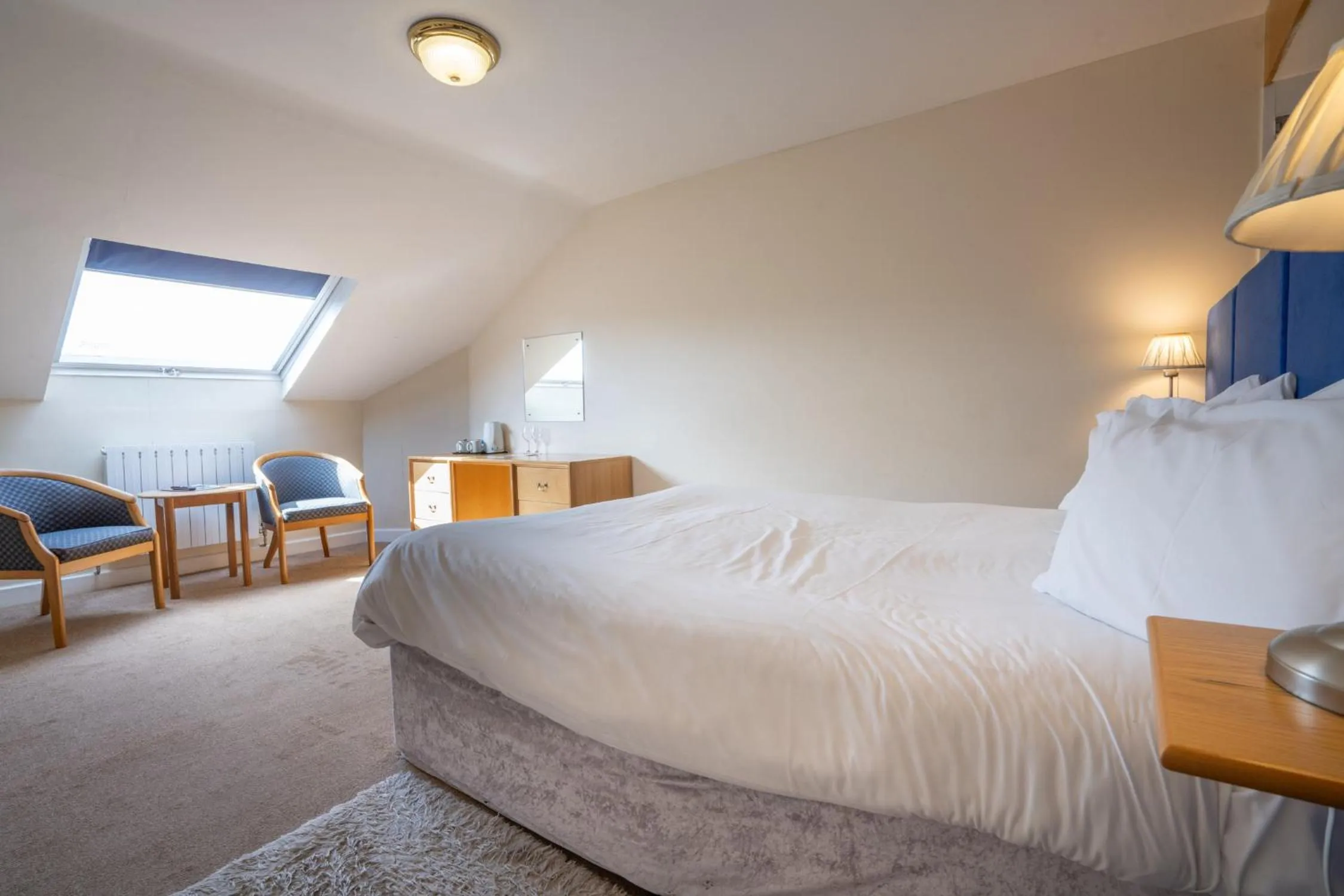 Bedroom, Bed in Rendezvous At Skipton