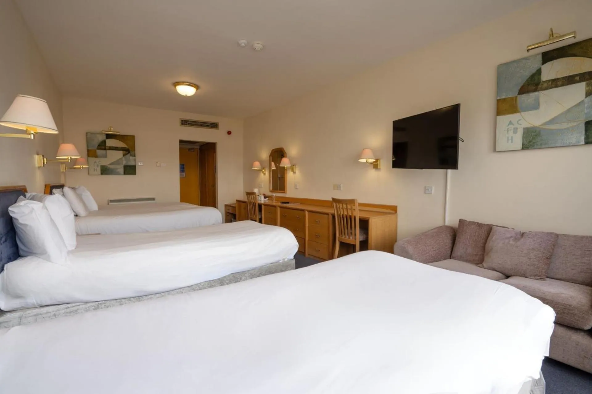 Bedroom, Bed in Skipton Hotel - formerly known as Hotel Rendezvous-Skipton