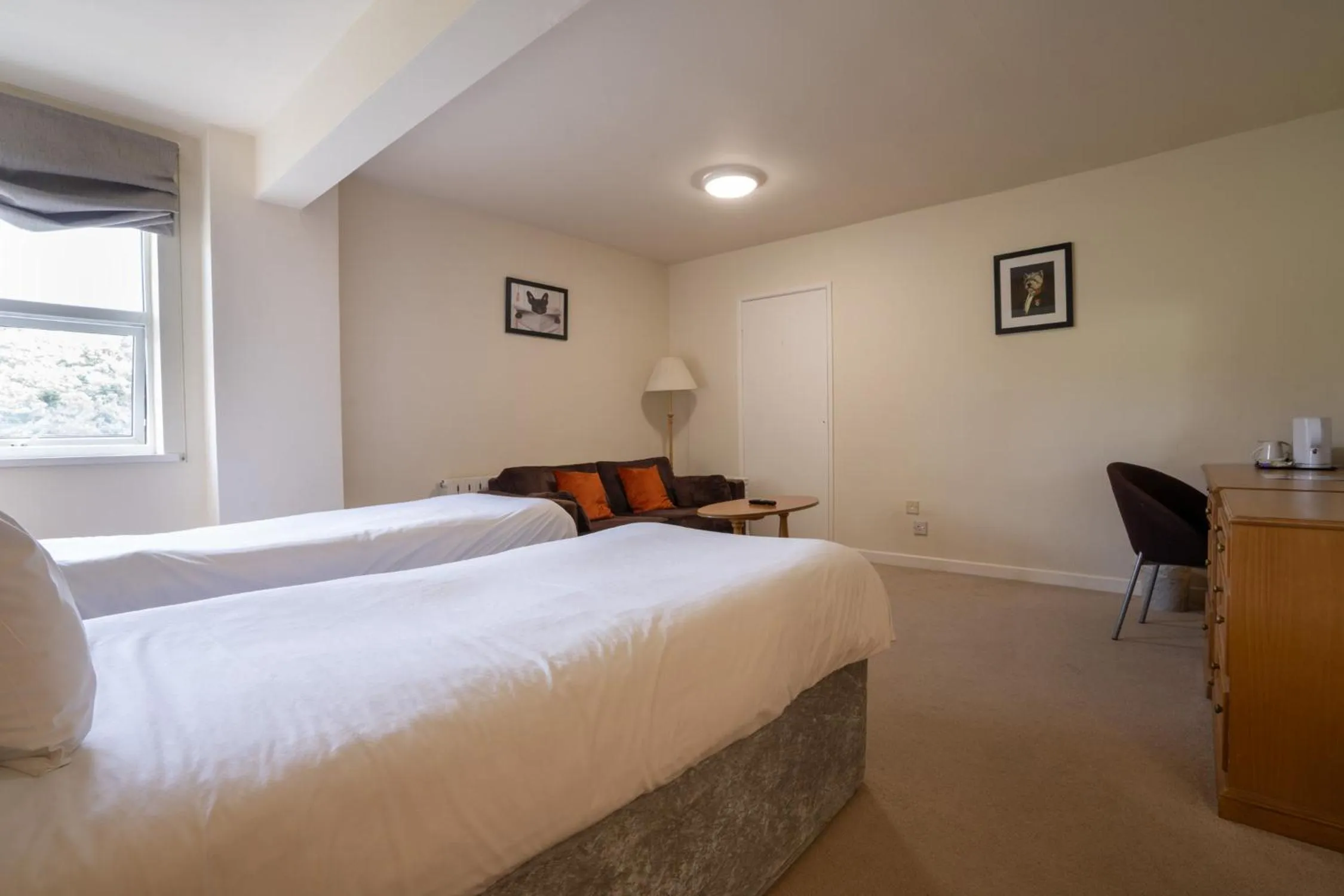 Bedroom, Bed in Rendezvous At Skipton