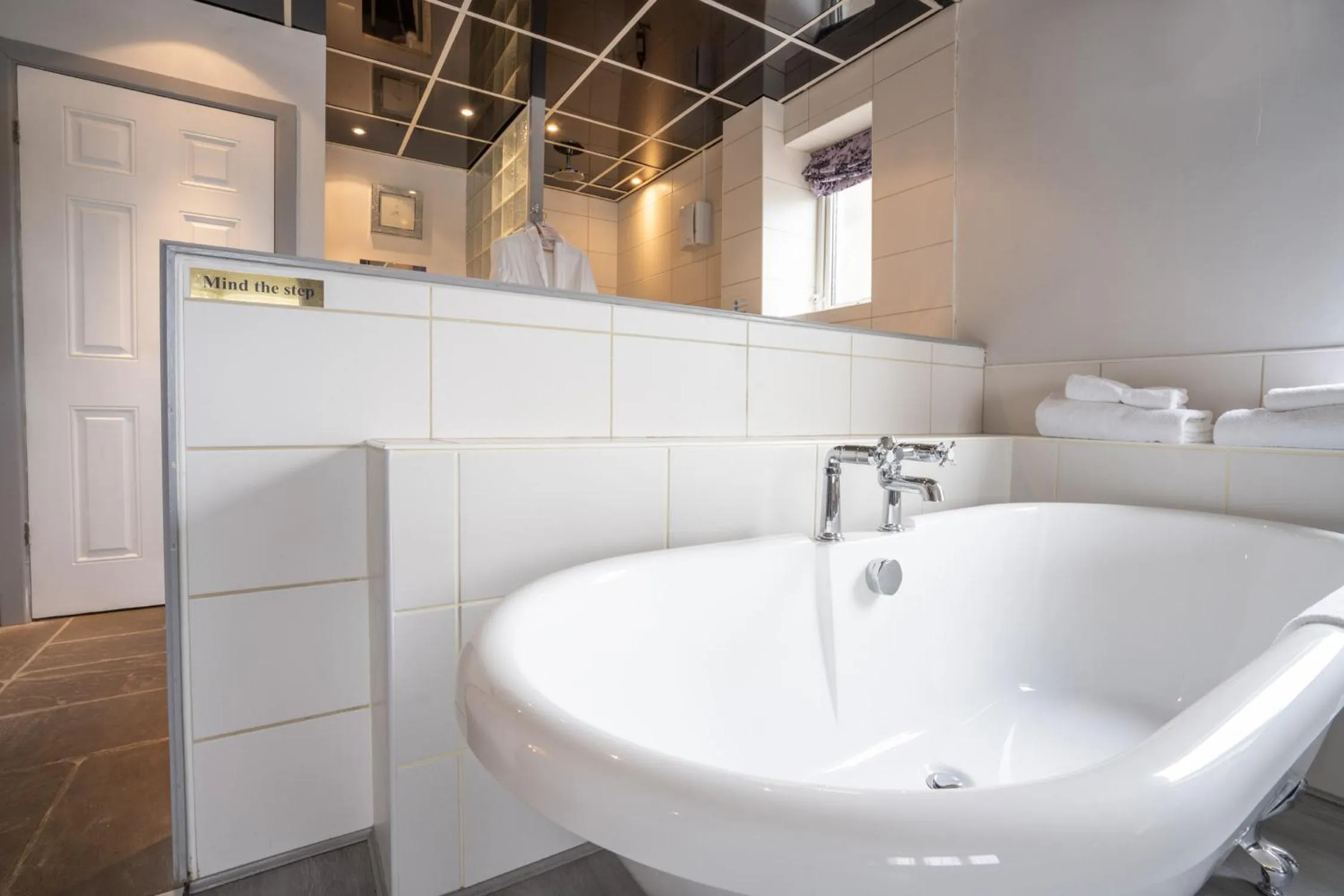 Bathroom in Skipton Hotel - formerly known as Hotel Rendezvous-Skipton