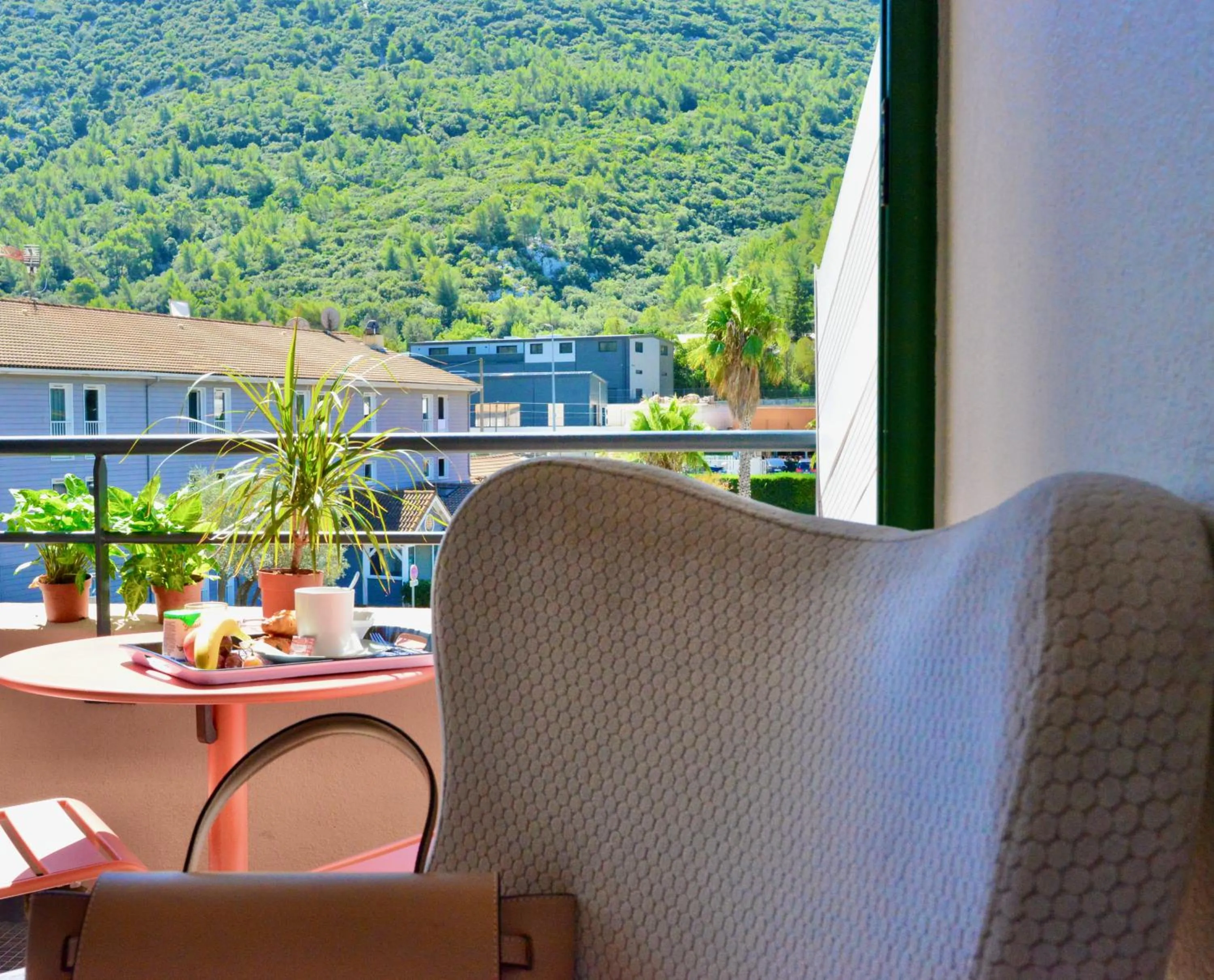 Balcony/Terrace in Best Western Gemenos Villa Florette
