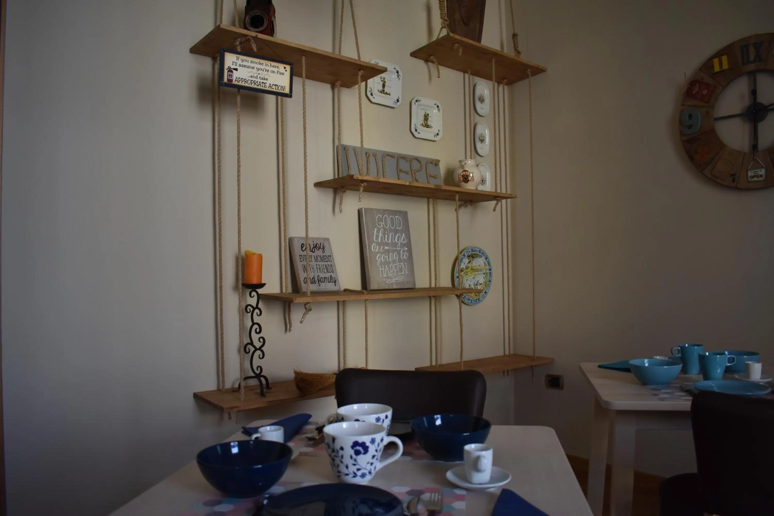 Communal lounge/ TV room in I Vicerè B&B Deluxe