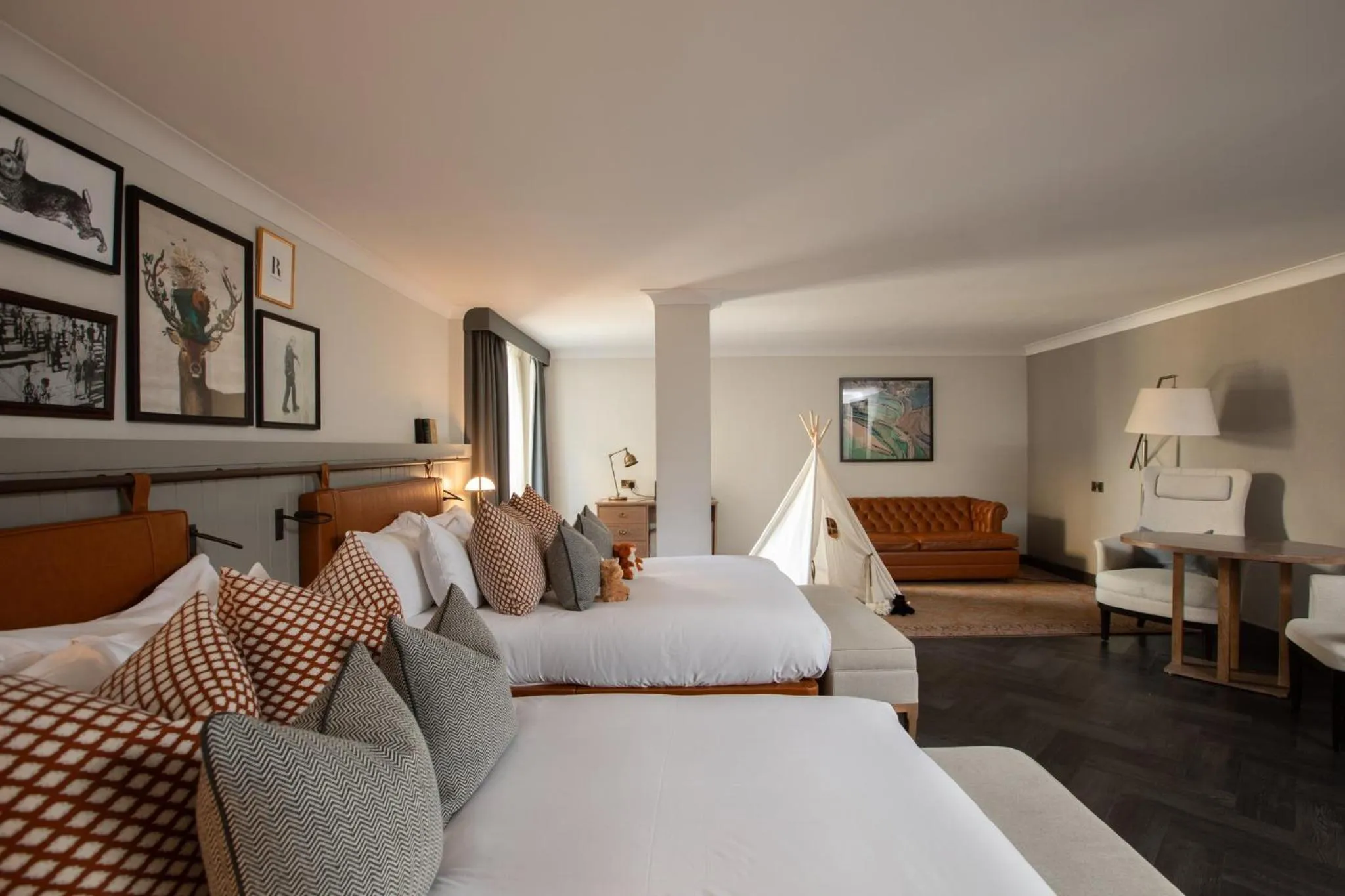 Photo of the whole room, Bed in Kimpton Charlotte Square by IHG