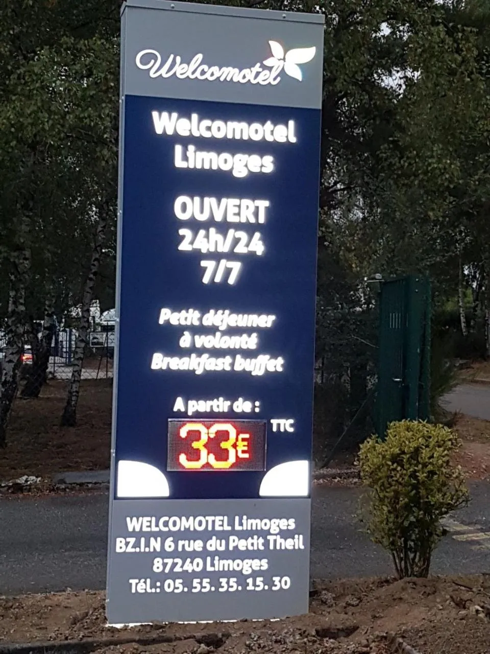 Property logo or sign in Welcomotel Limoges